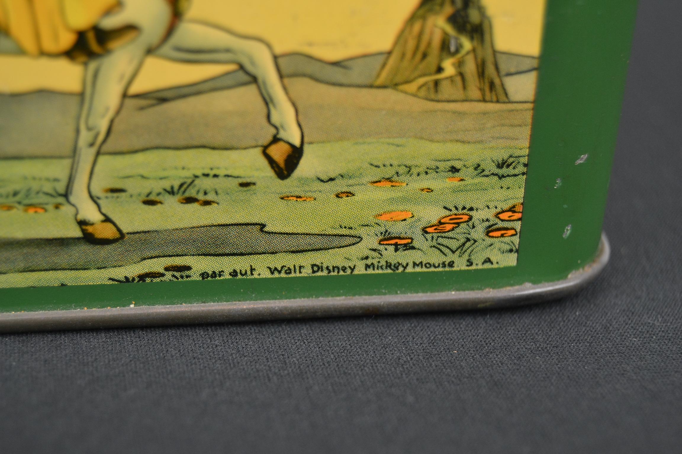 Metal Snow White and the Seven Dwarfs Tin with Handle, Walt Disney, Late 1930s