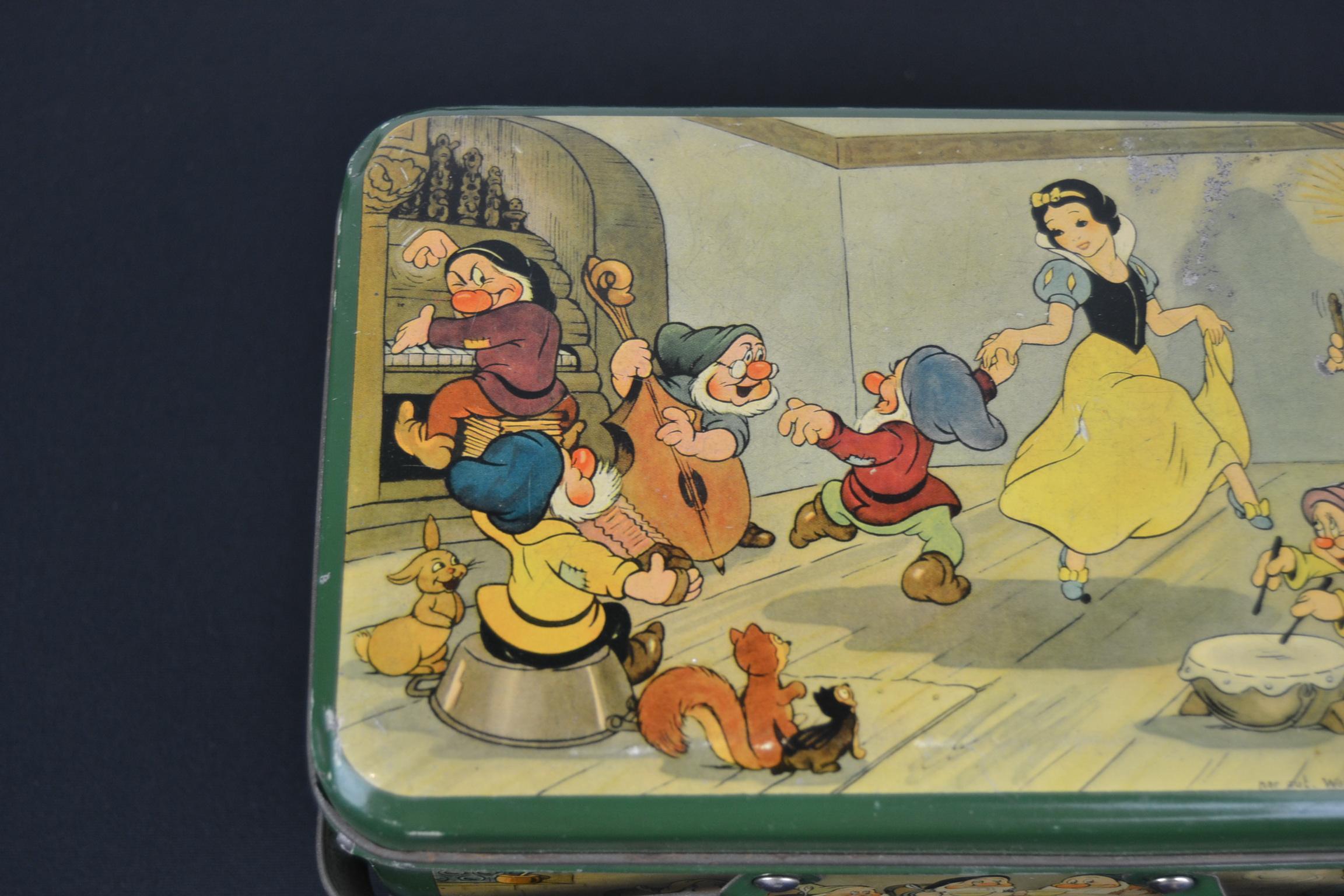 Art Deco Snow White and the Seven Dwarfs Tin with Handle, Walt Disney, Late 1930s