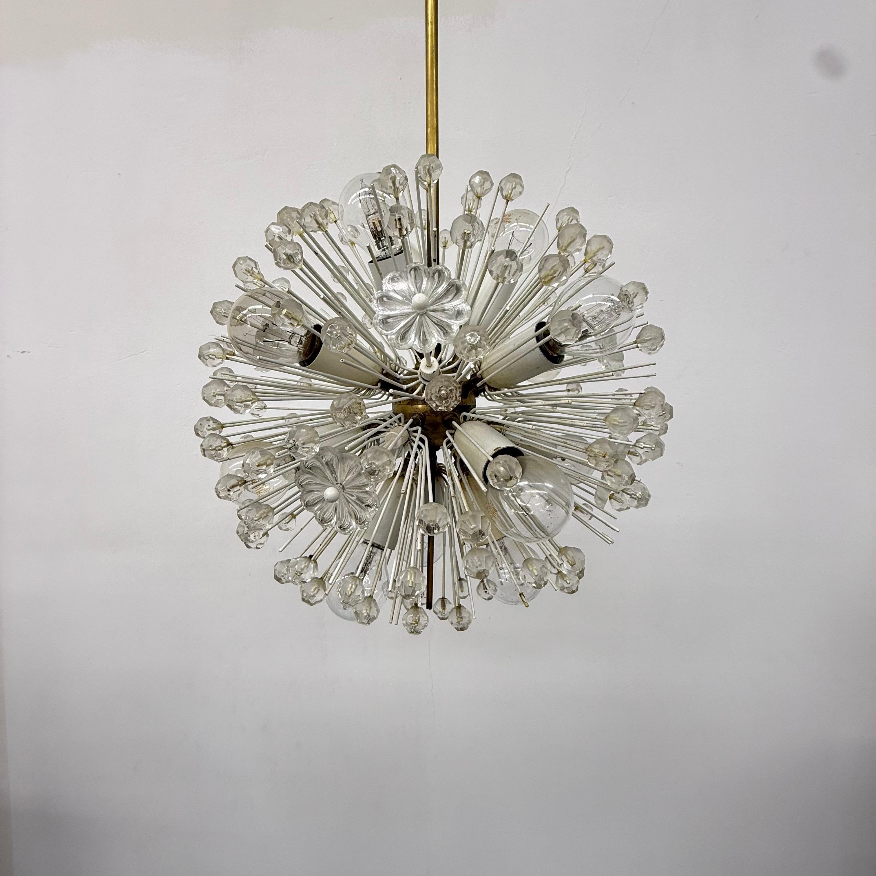 Lampada a sospensione Snowball di Emil Stejnar per Rupert Nikoll, anni '50 in vendita 3