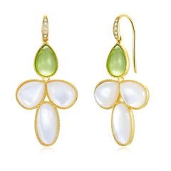Orecchini a goccia convertibili con peridoto e diamante madreperlato SnowDrop Flower