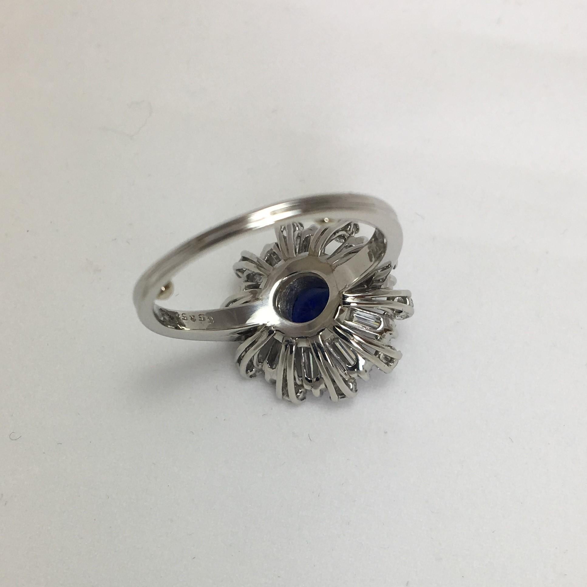 Diamond and Sapphire Platinum Cocktail Ring In Excellent Condition For Sale In Cincinnati, OH