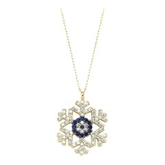 Schneeflocken-Anhänger-Halskette aus 14k massivem Gold. Gold Schneeflocken-Anhänger.