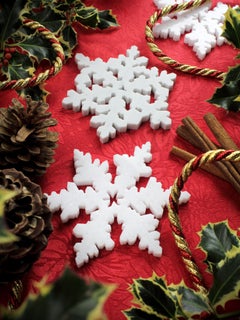 Untersetzer oder Weihnachtsbaumdekoration aus weißem Marmor, handgefertigt, Italien