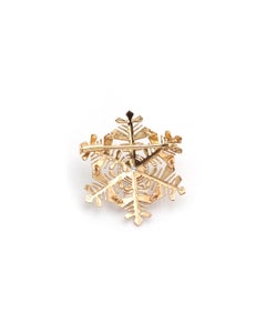 Snowflake diamond brooch in 18k gold, brilliant cut diamond