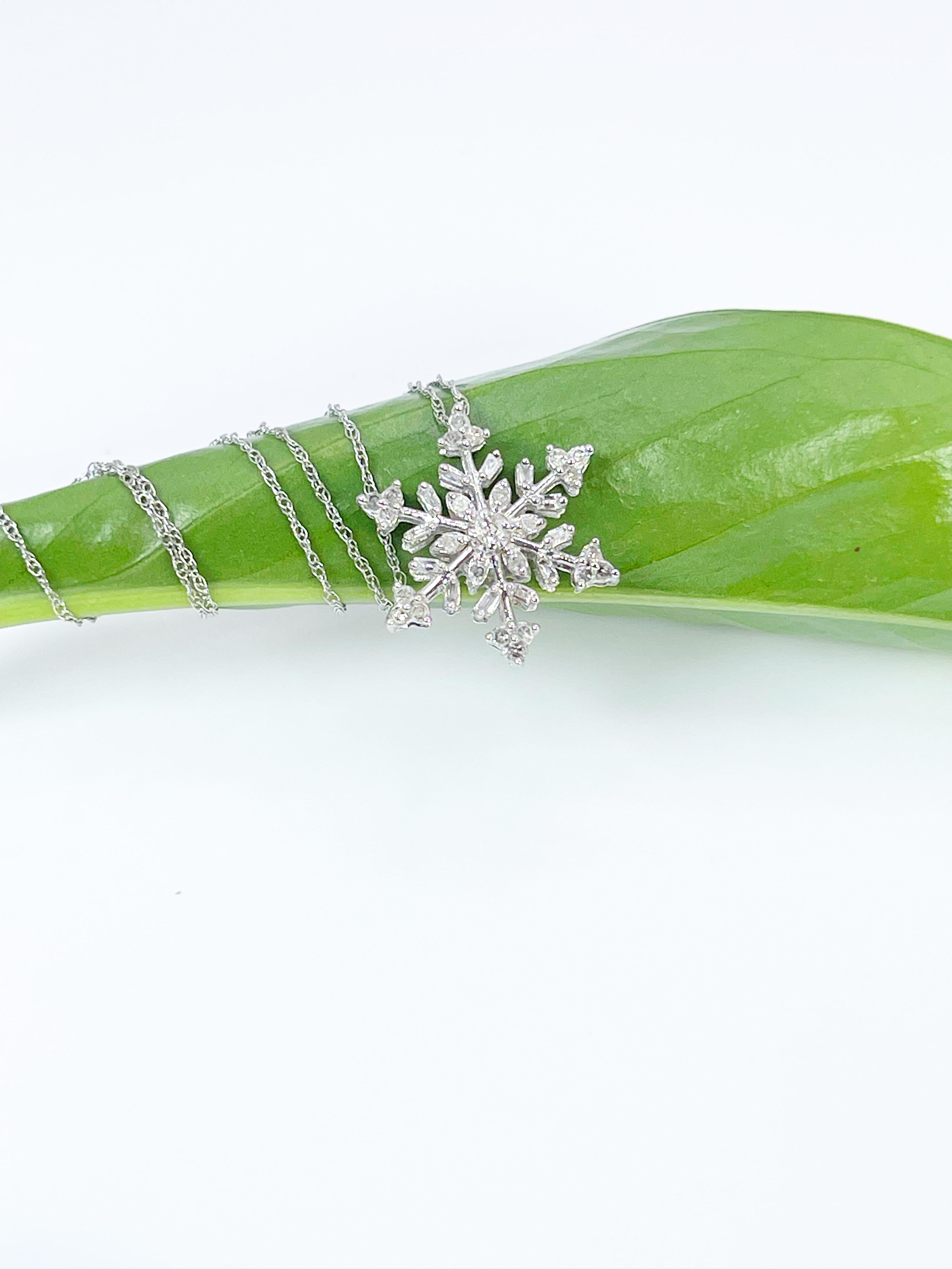 Modern Snowflake Diamond Pendant Necklace 10KT White Gold For Sale