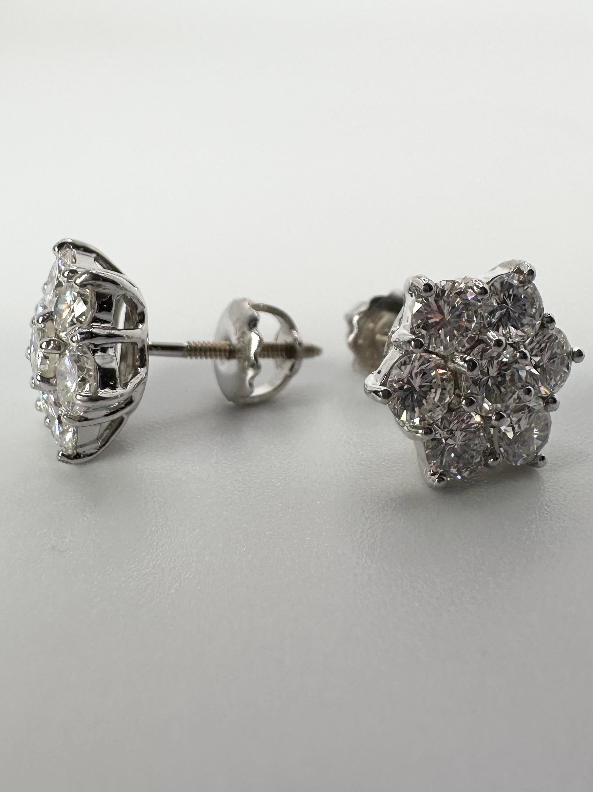 Snowflake earrings diamond earrings 14KT white gold screw backs 1ct In New Condition For Sale In Jupiter, FL