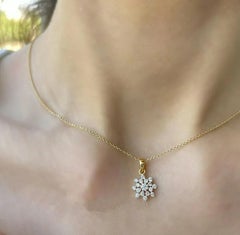 Collier pendentif flocon de neige en or 14 carats