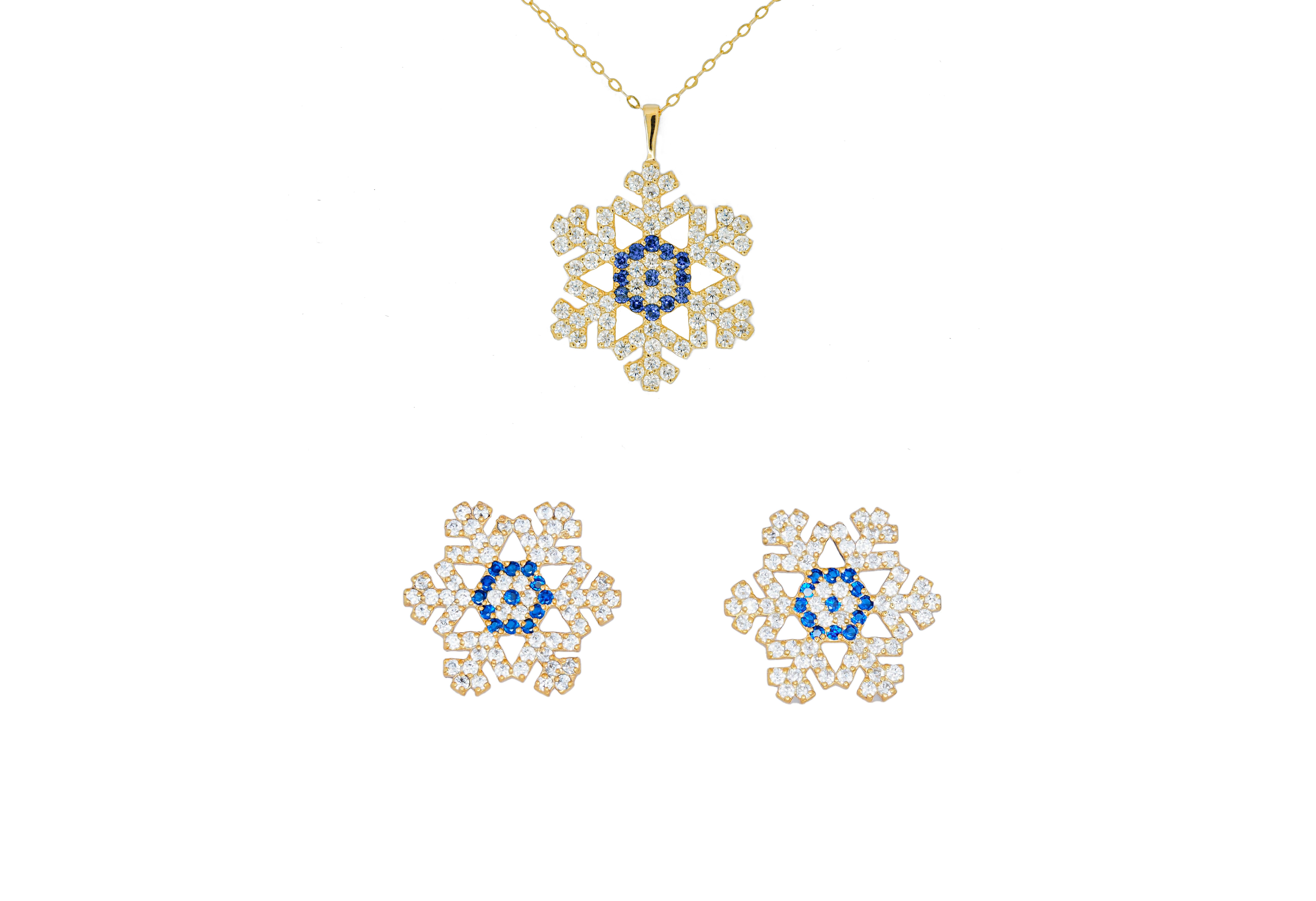 Snowflake set: earrings and pendant necklace in 14k solid gold.  Snowflake 14k gold earrings studs. Snowflake charm necklace in 14k solid gold. Gold Snowflake Pendant. Christmas Gift for her. Snow queen pendant necklace and earrings. Winter jewelry