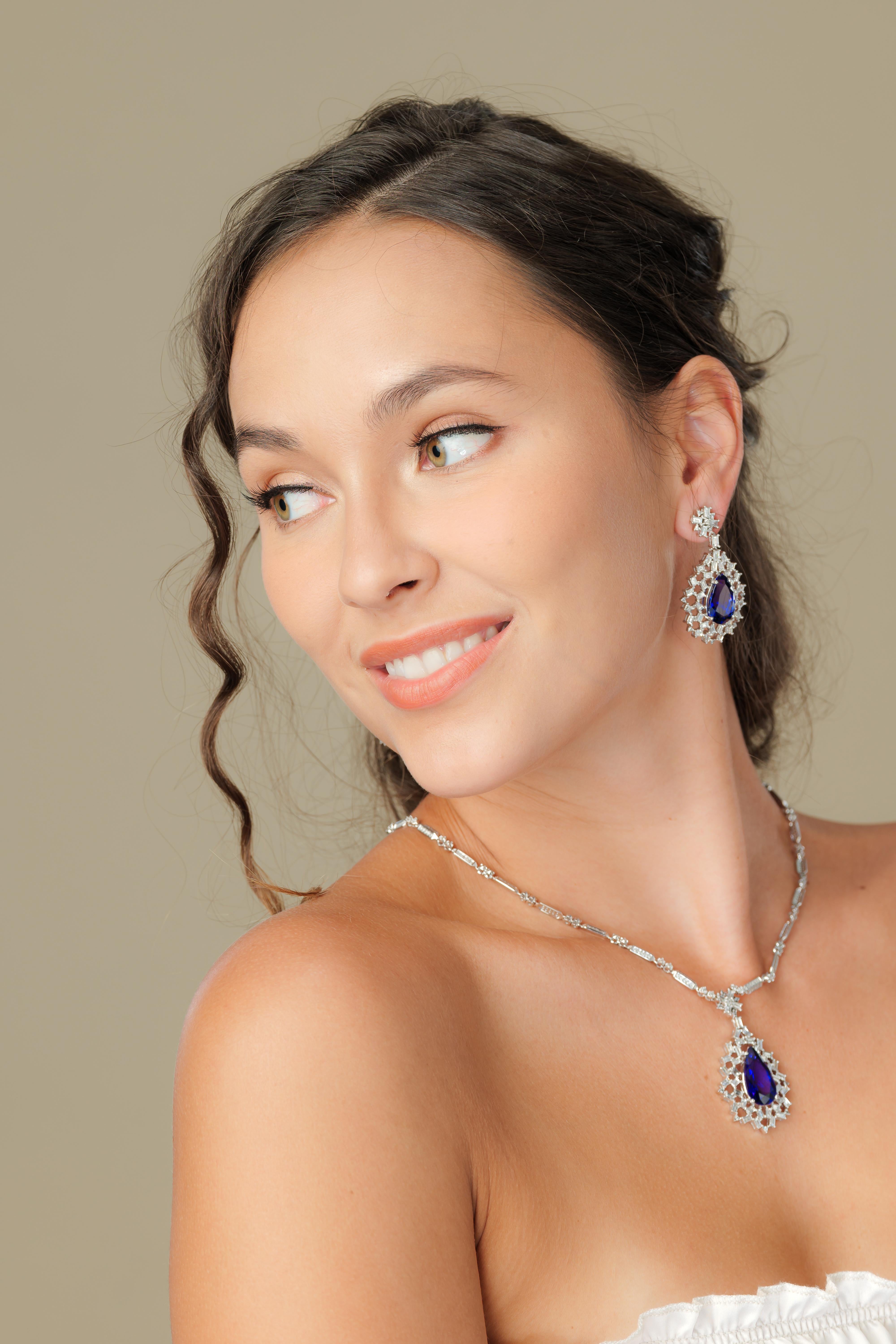 Contemporary Sunita Nahata Snowflake Tanzanite & Diamond Earring in 18 Karat White Gold
