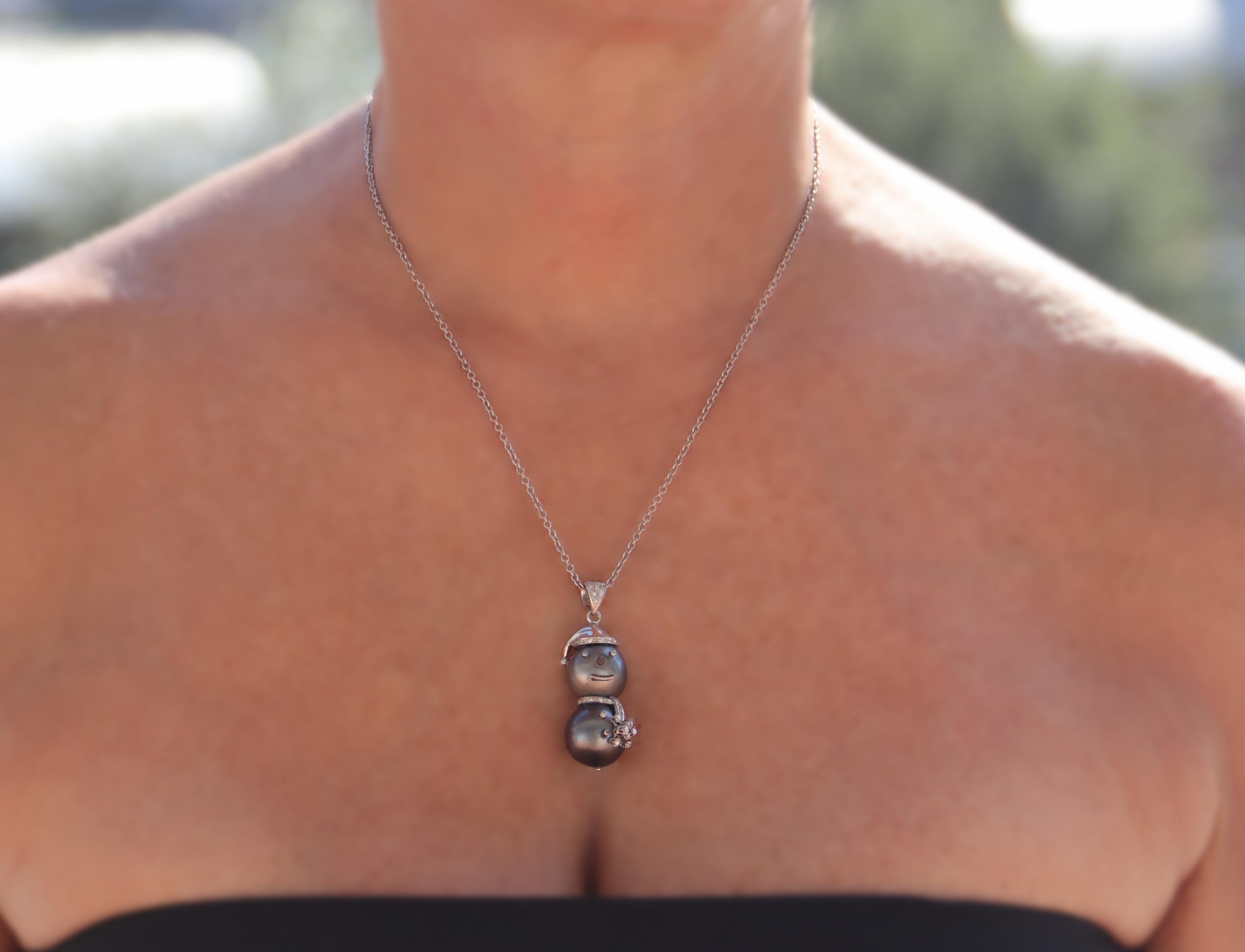 Snowman Pearls Diamonds 18 Karat White Gold Pendant Necklace For Sale 3