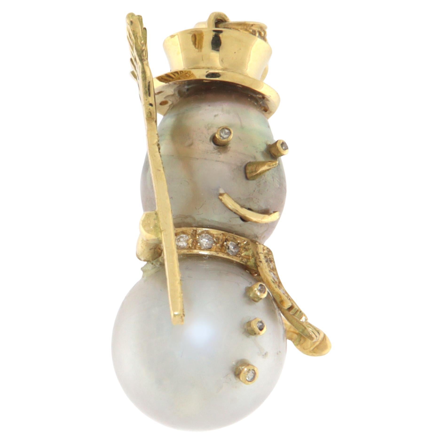 Snowman Pearls Diamonds 18 Karat Yellow Gold Pendant Necklace