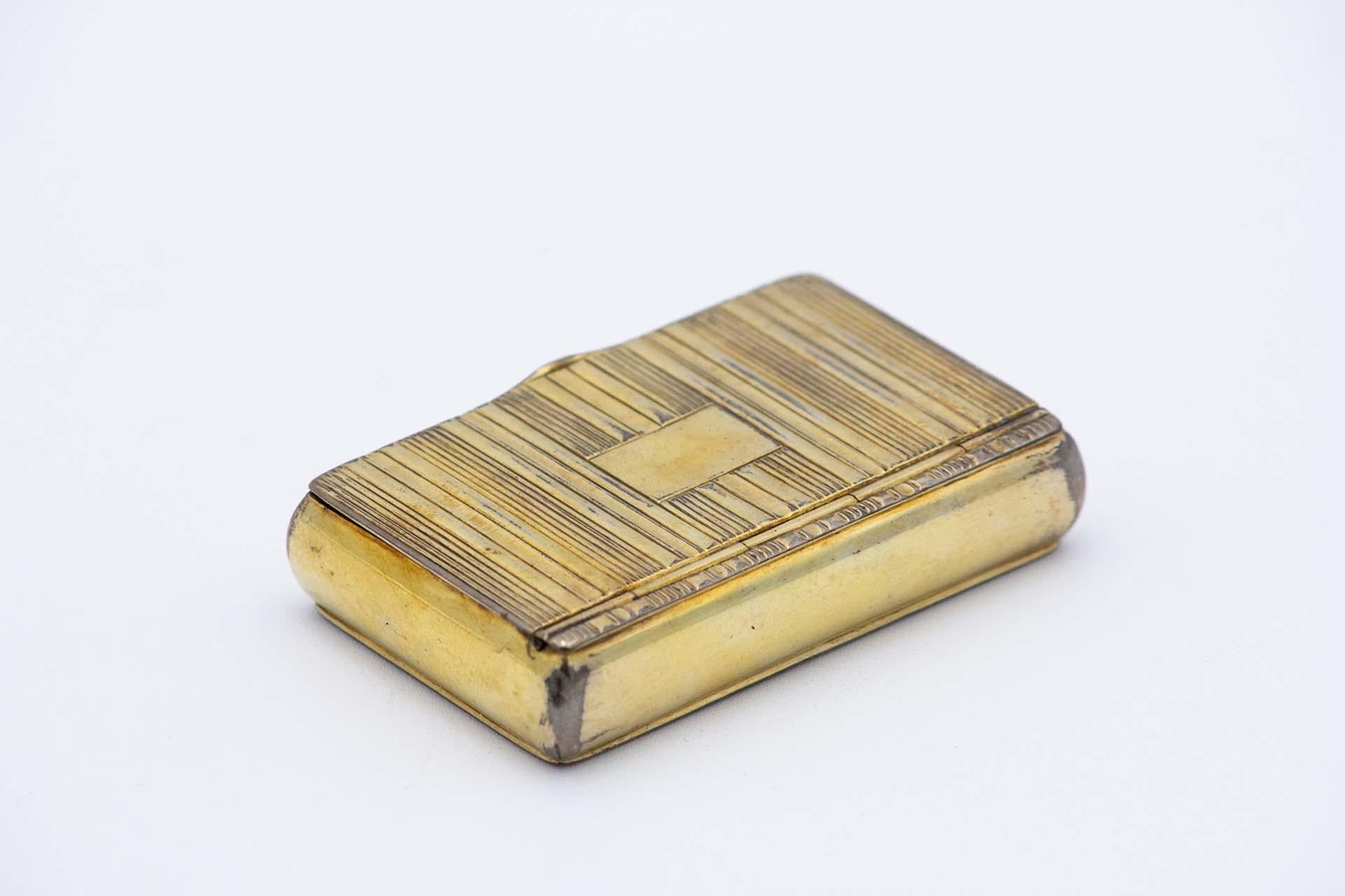 Snuff box in gilded silver Bon état - En vente à Porto, PT
