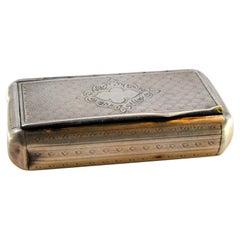 Snuff box in guilloche silver with monogram card