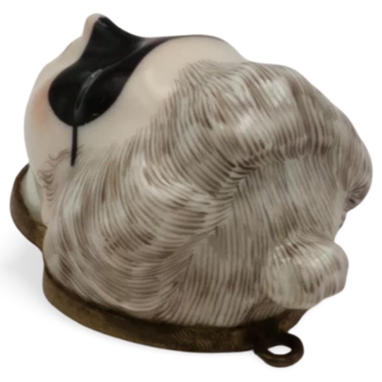 Porcelain Snuff Box in the form of Columbine, with diamond eyes. Gouyn C1754. For Sale