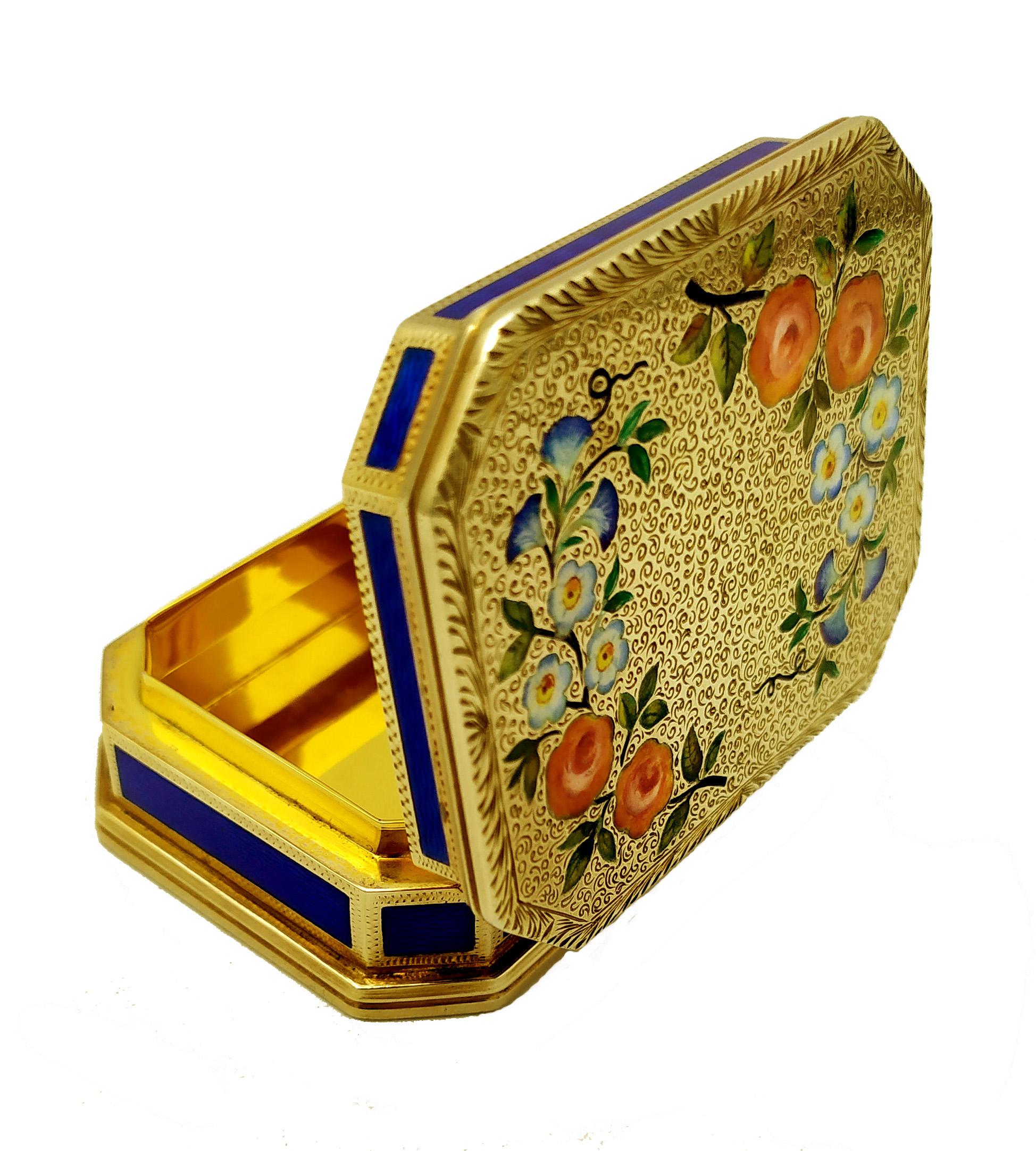 Gravé Tabatière octogonale en argent sterling de style Queen Anne anglais Salimbeni en vente