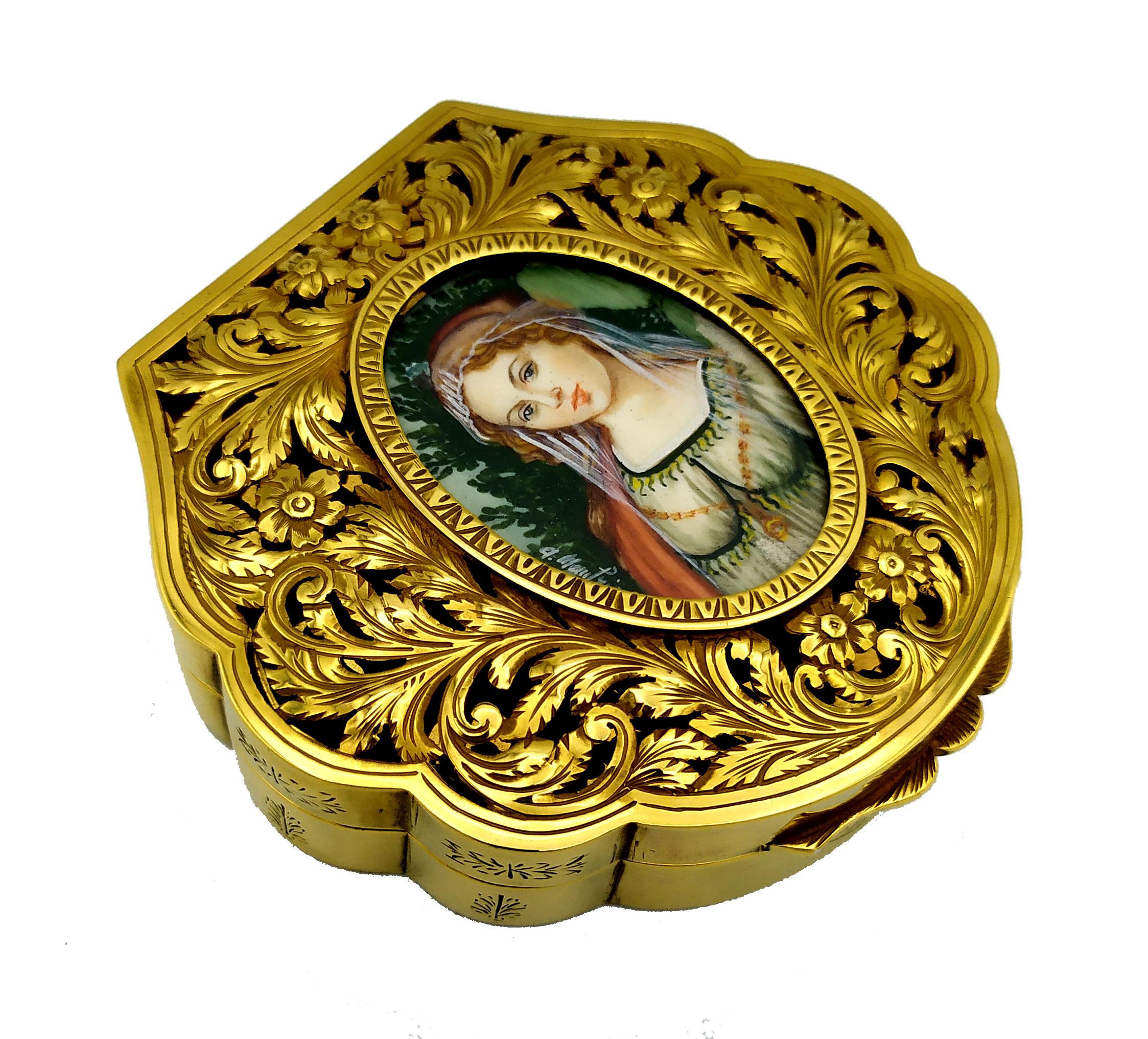 Rococo Snuff box perforated, embossed and hand-engraved lid and miniature Salimbeni For Sale