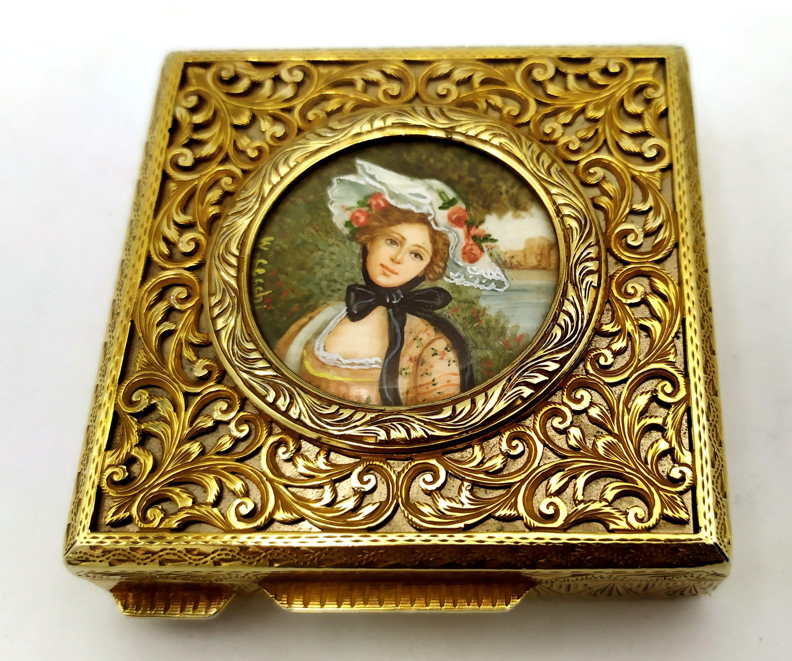 Renaissance Tabatière Couvercle perforé, gaufré et gravé Miniature Salimbeni en vente