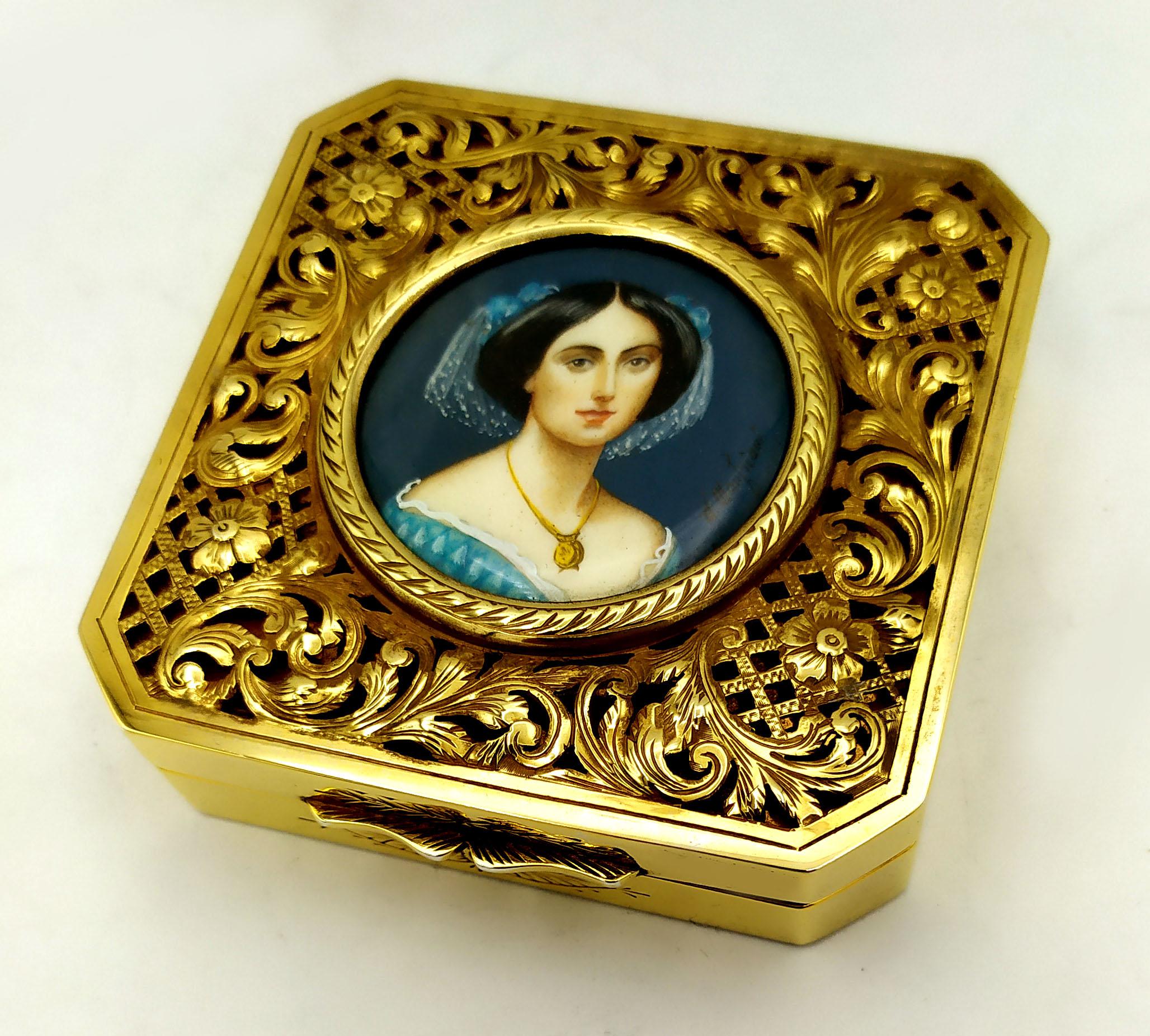 Late 20th Century Snuff Box Princess Albert De Broglie miniature Sterling Silver Salimbeni