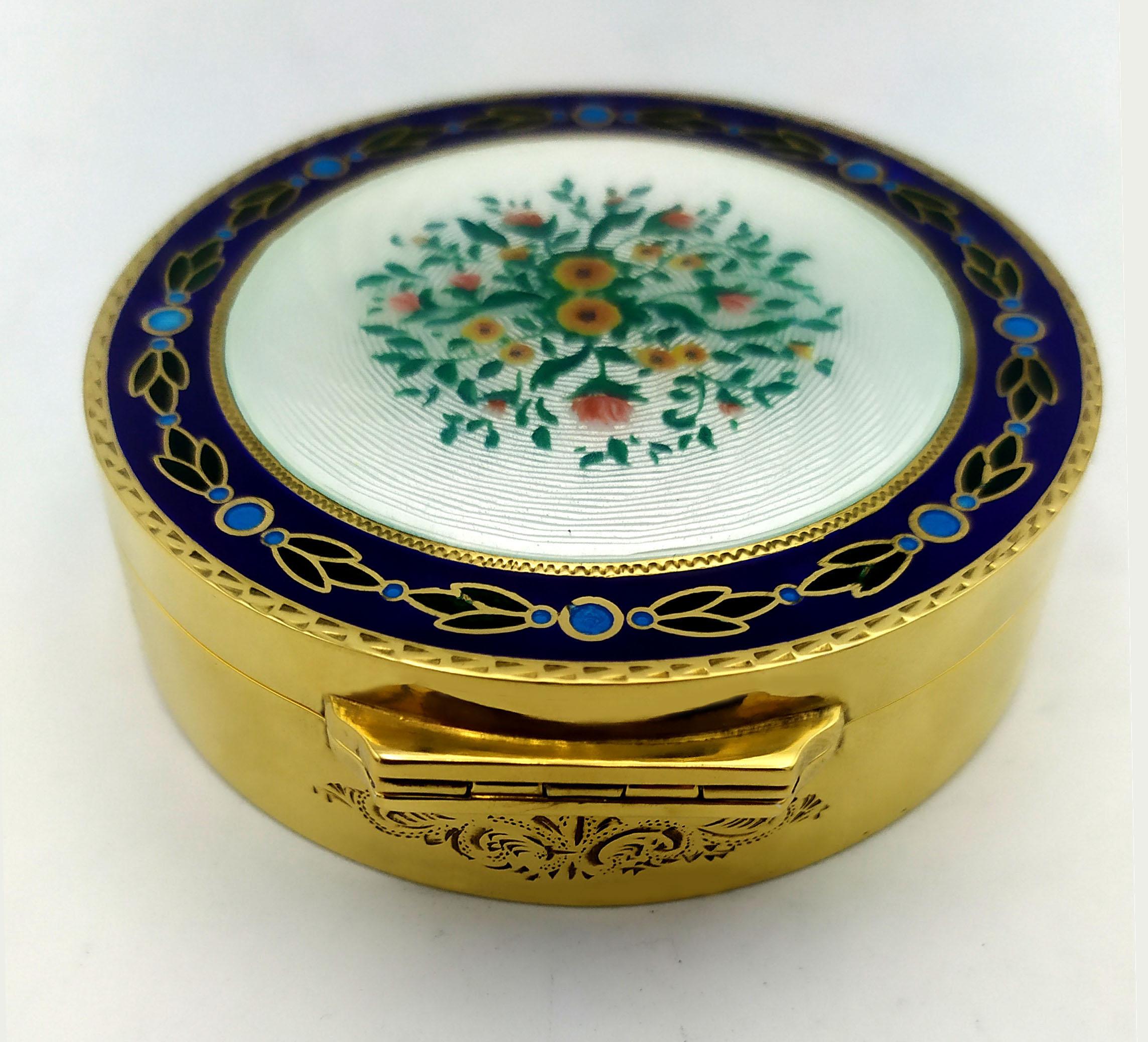 Snuff Box round   in Art Nouveau style Sterling Silver Salimbeni For Sale 2