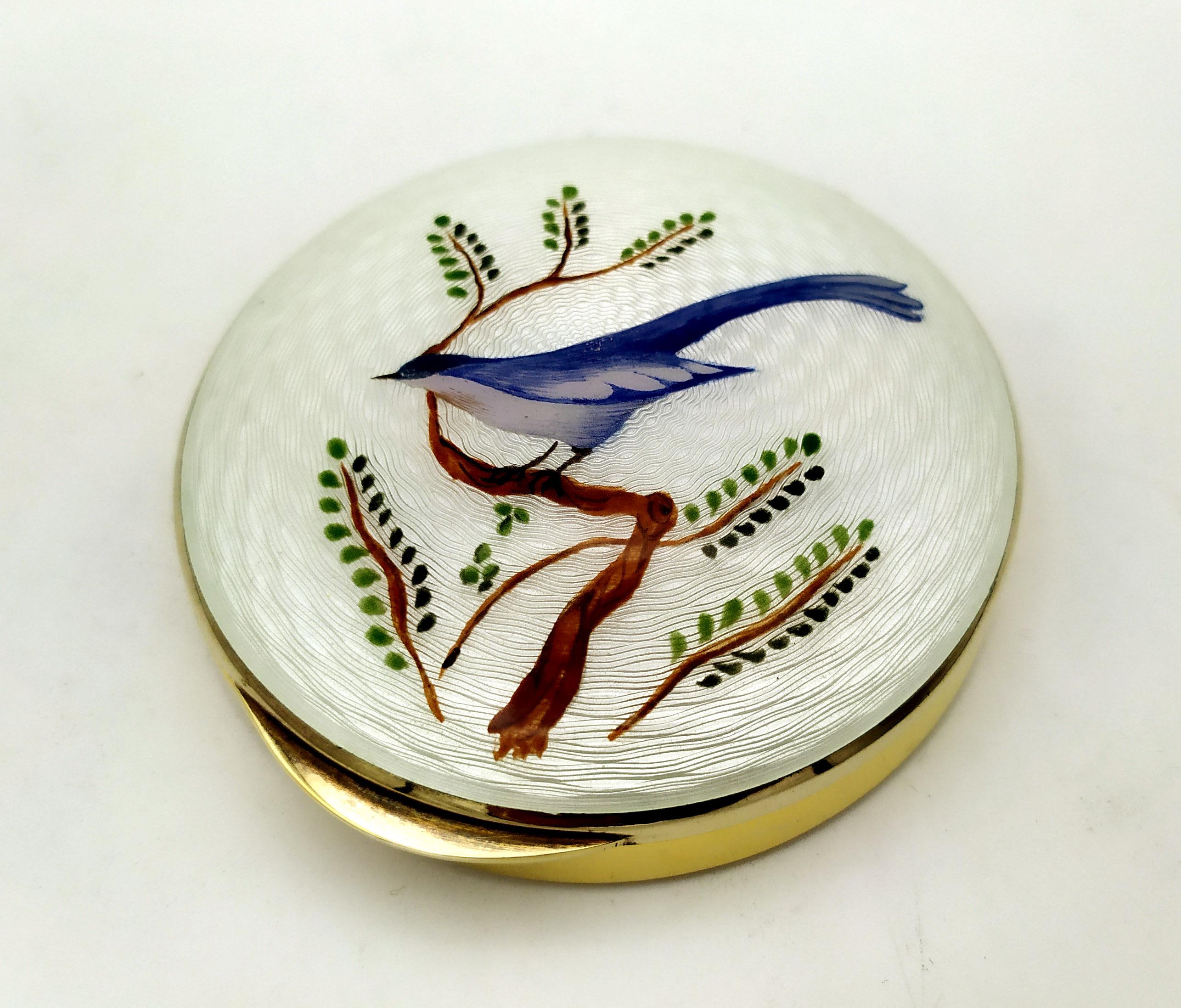 Art Deco Snuff Box White Fire Enamel with Miniature of Bird Salimbeni For Sale