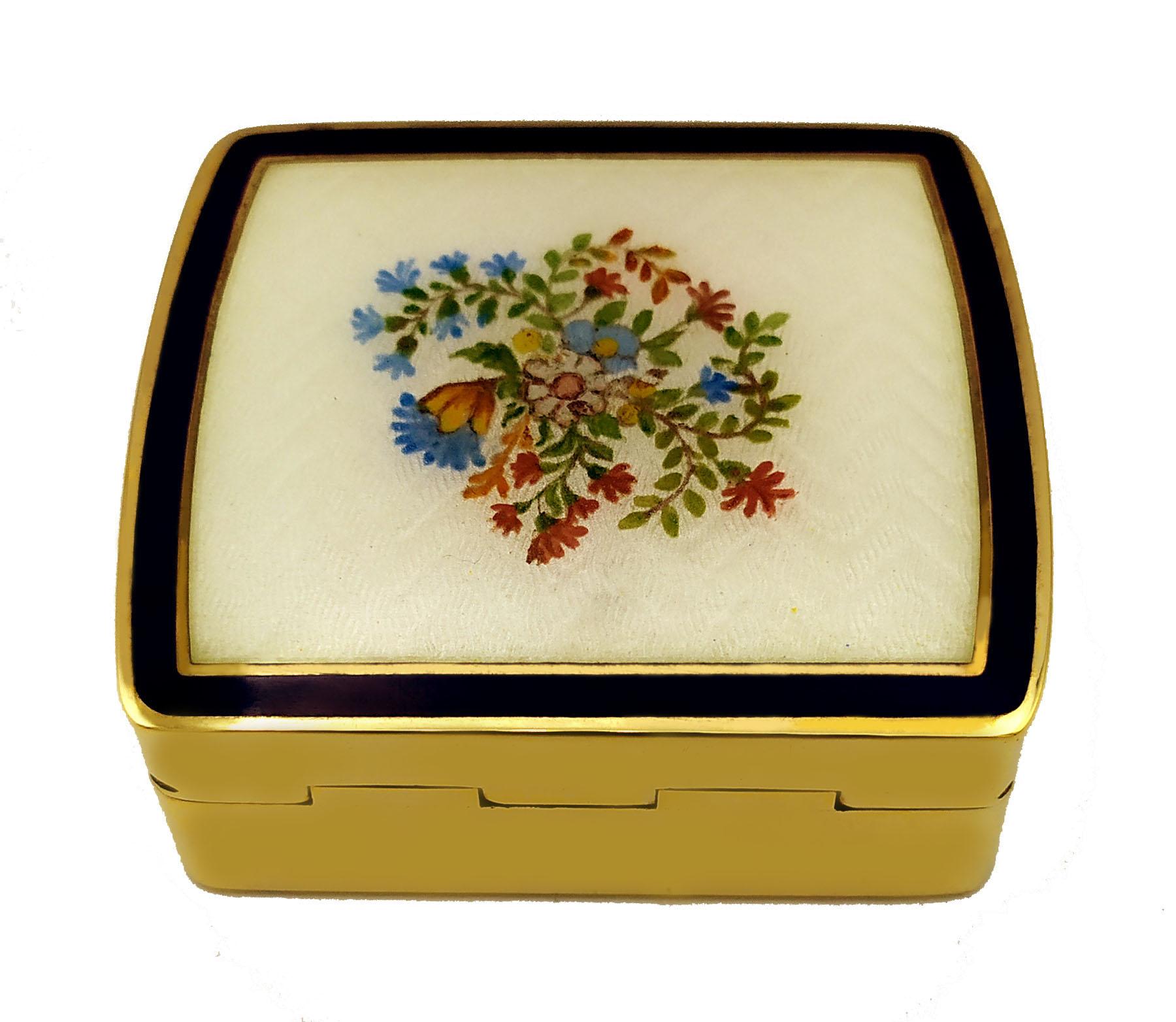 Italian Snuff Box with 2 slightly rounded sides Sterling Silver Salimbeni For Sale