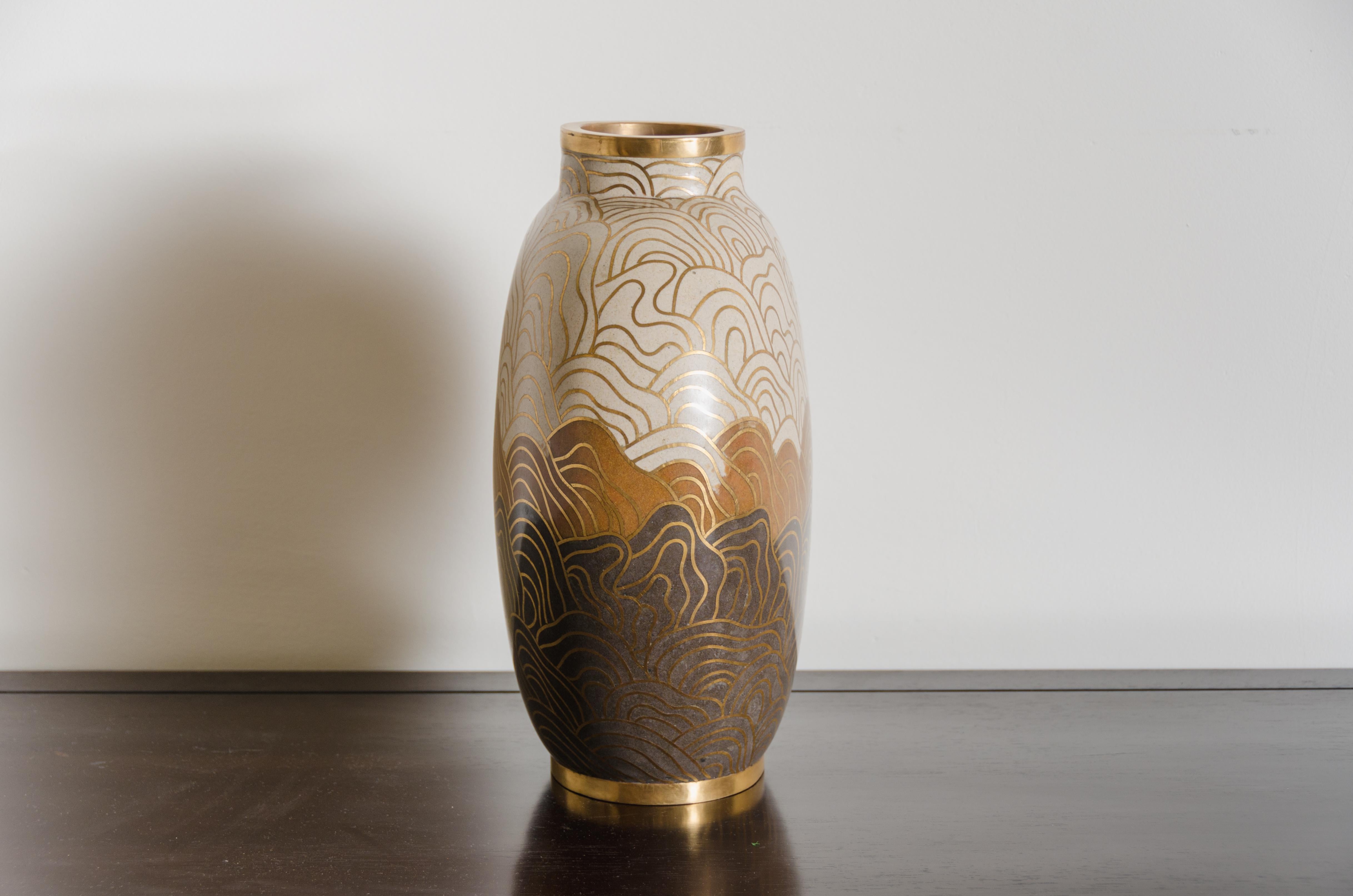 robert kuo vase