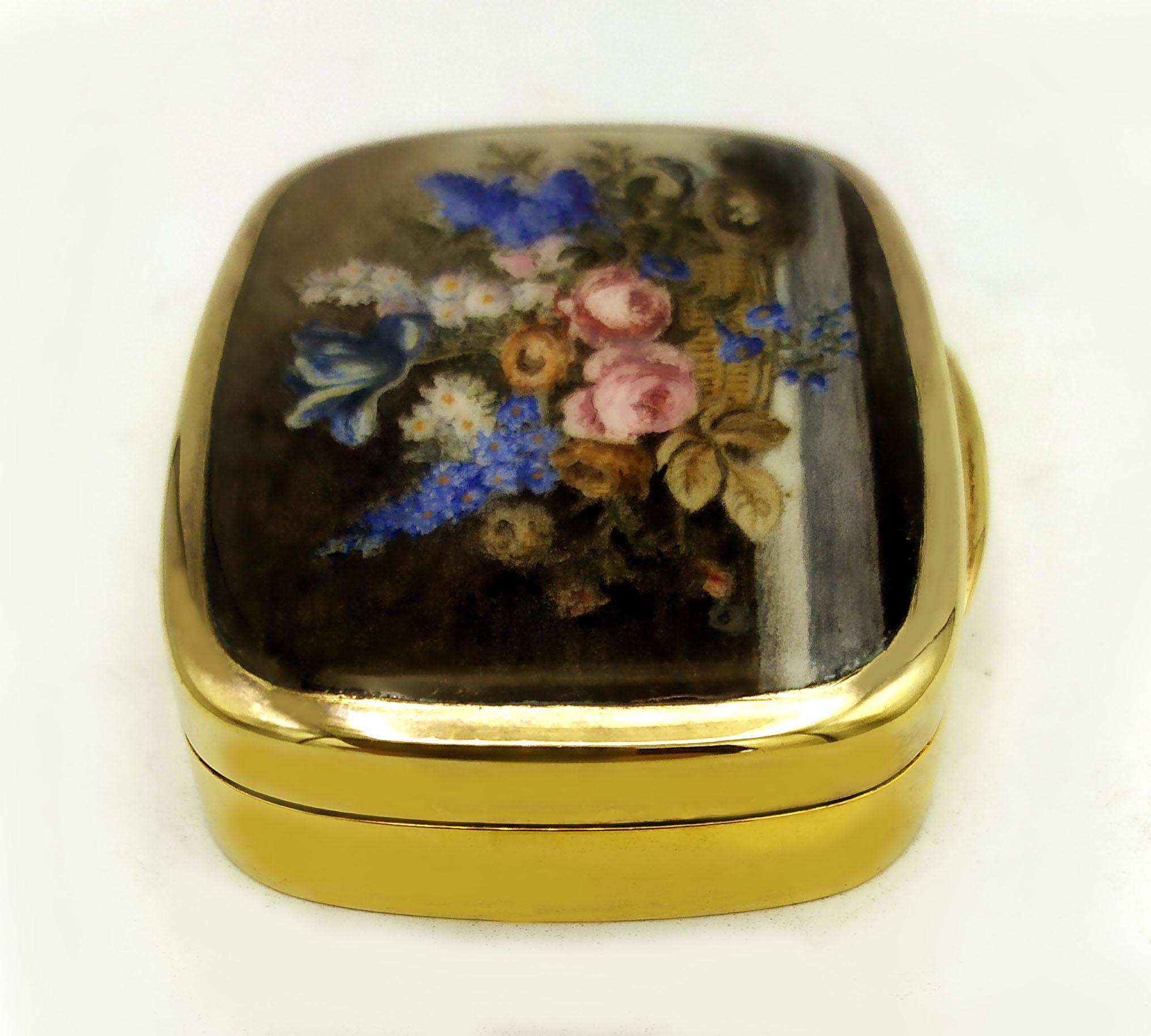 Hand-Painted Snuffbox basket with flowers, in Florentine Renaissance style,  Salimbeni For Sale