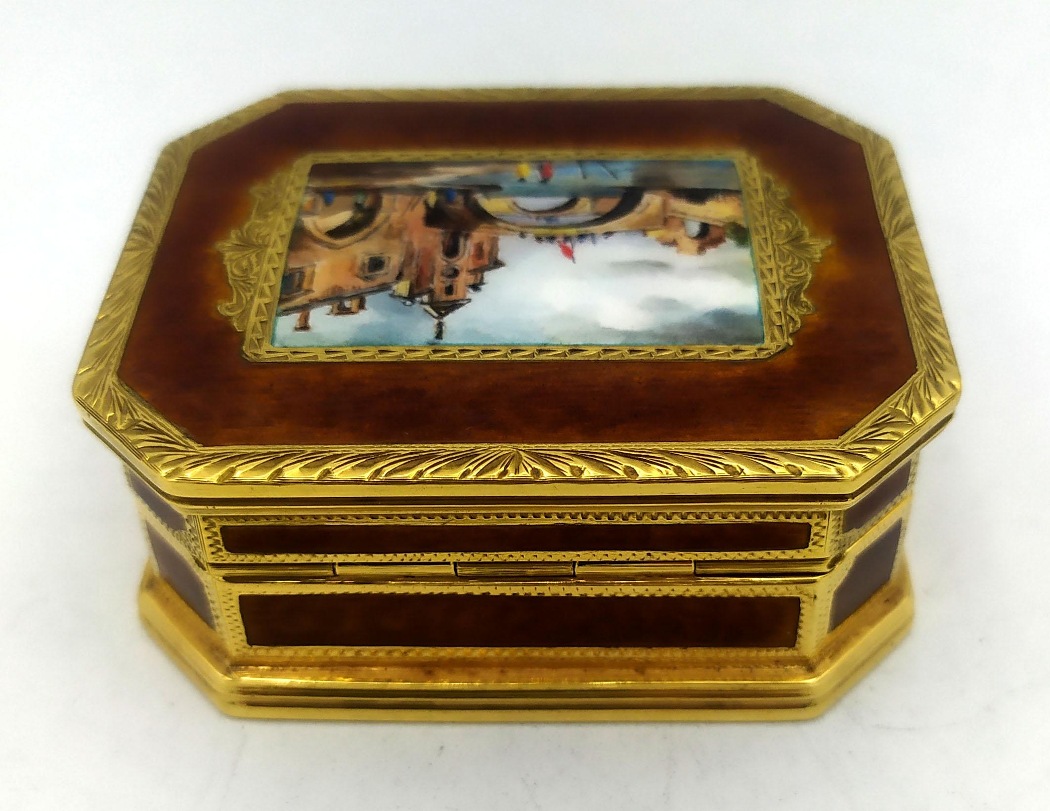 Late 20th Century Snuffbox with miniature of Venice, English Queen Anne style, 925 silver Salimben For Sale