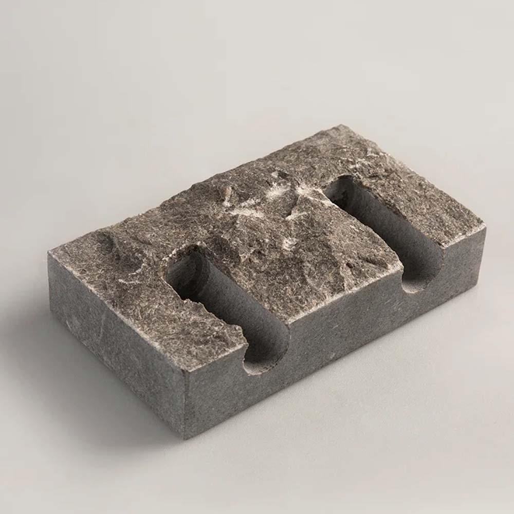 Snug in Grey Sant Vicent Travertine Candle Holder In New Condition For Sale In PARIS, FR