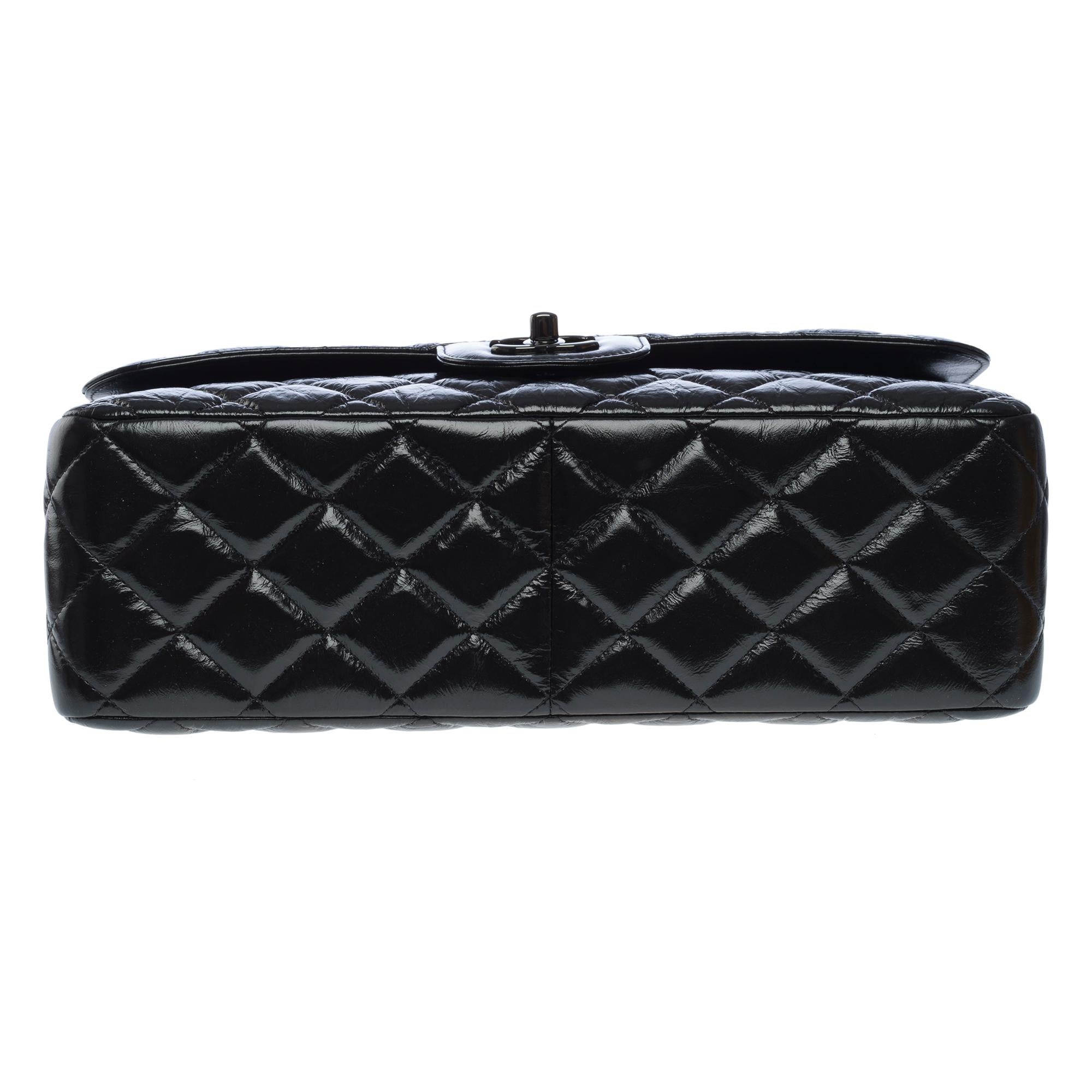 SO BLACK Chanel Timeless Jumbo double flap shoulder bag in Black Glazed leather 6
