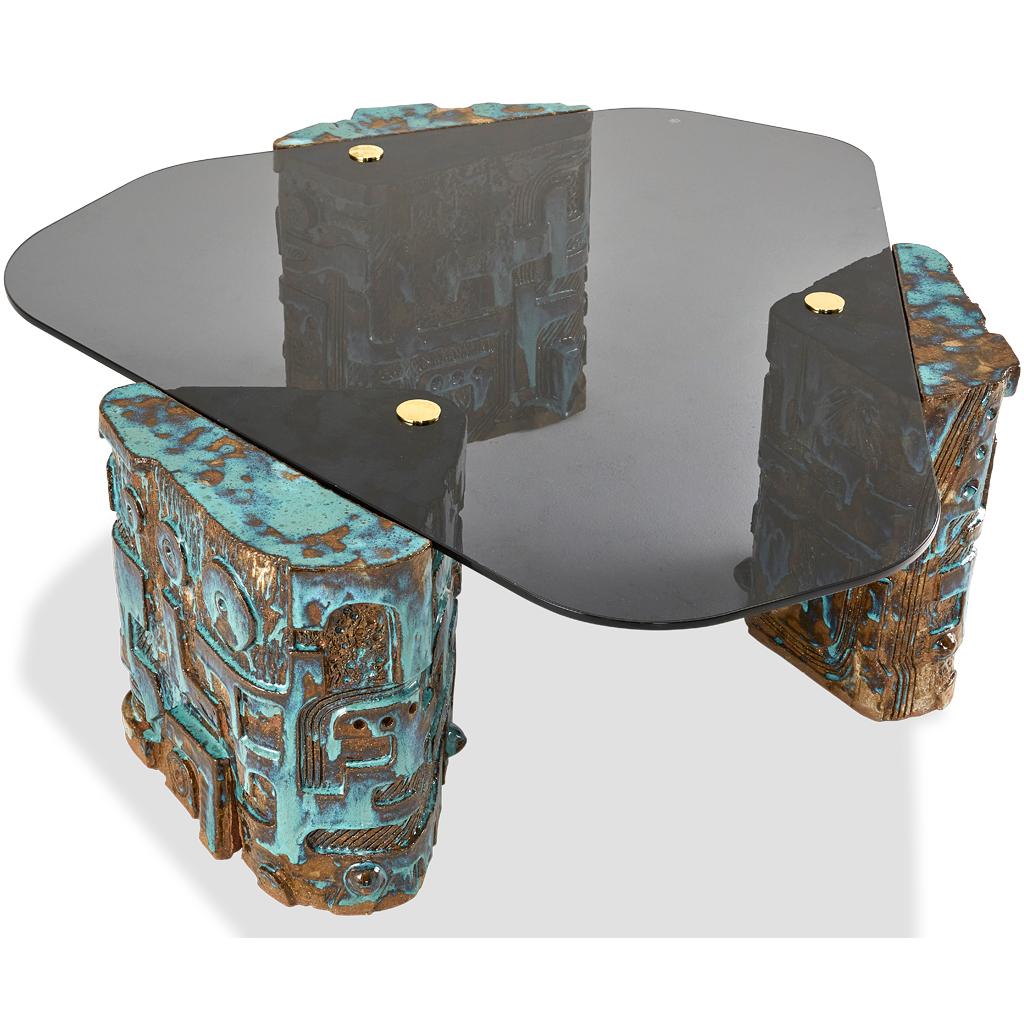 XXIe siècle et contemporain Table basse So Disco Moderne inspirée des années 70 en céramique, verre et laiton par Egg Designs  en vente