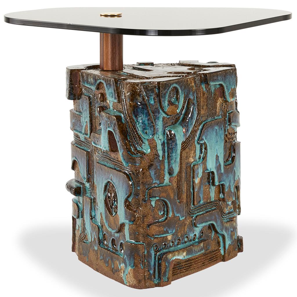 The So Disco side table is part of the So Disco collection designed by Egg Designs and manufactured by a group of artisan in small batch production.313
The So Disco side table is entirely handmade, the ceramic base is hand moulded by a ceramic