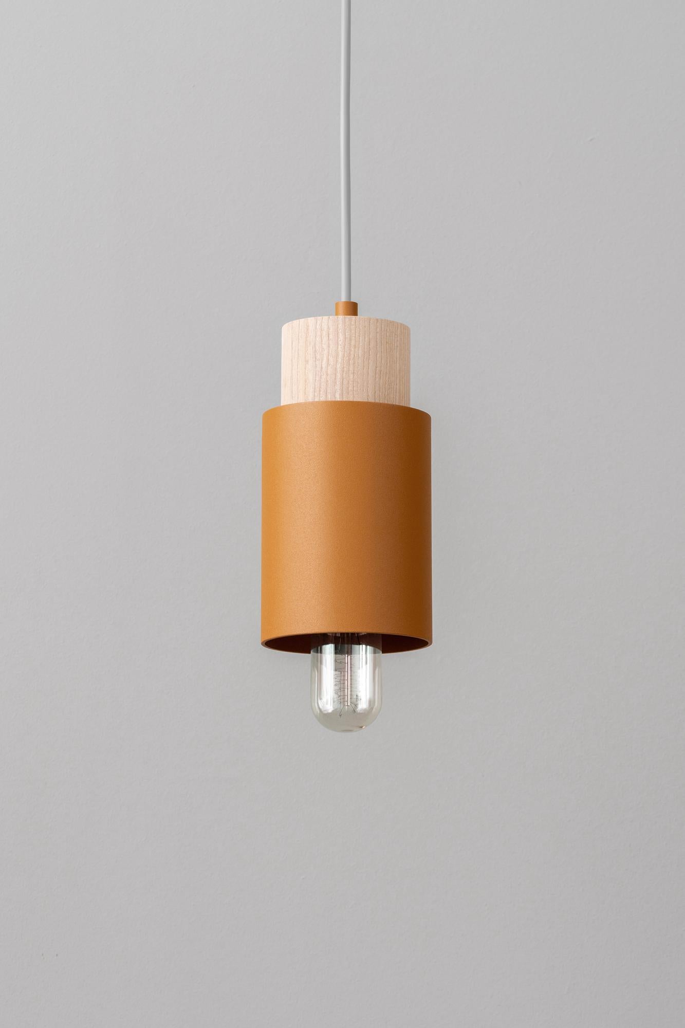Postmoderno Lampada a sospensione SO5 Classic Whiting di +kouple in vendita