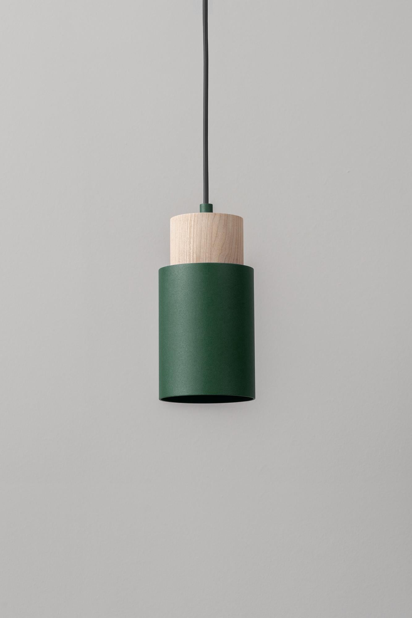 Postmoderno Lampada a sospensione SO5 Spot Moss di +kouple in vendita