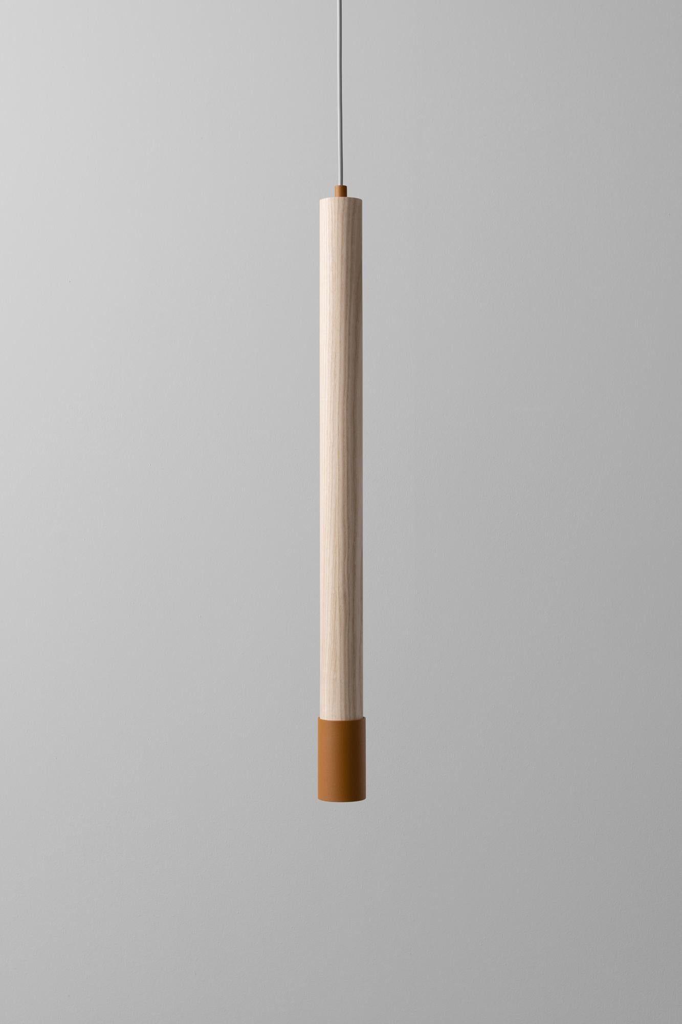 Ucraino Lampada a sospensione SO6 White di +kouple in vendita