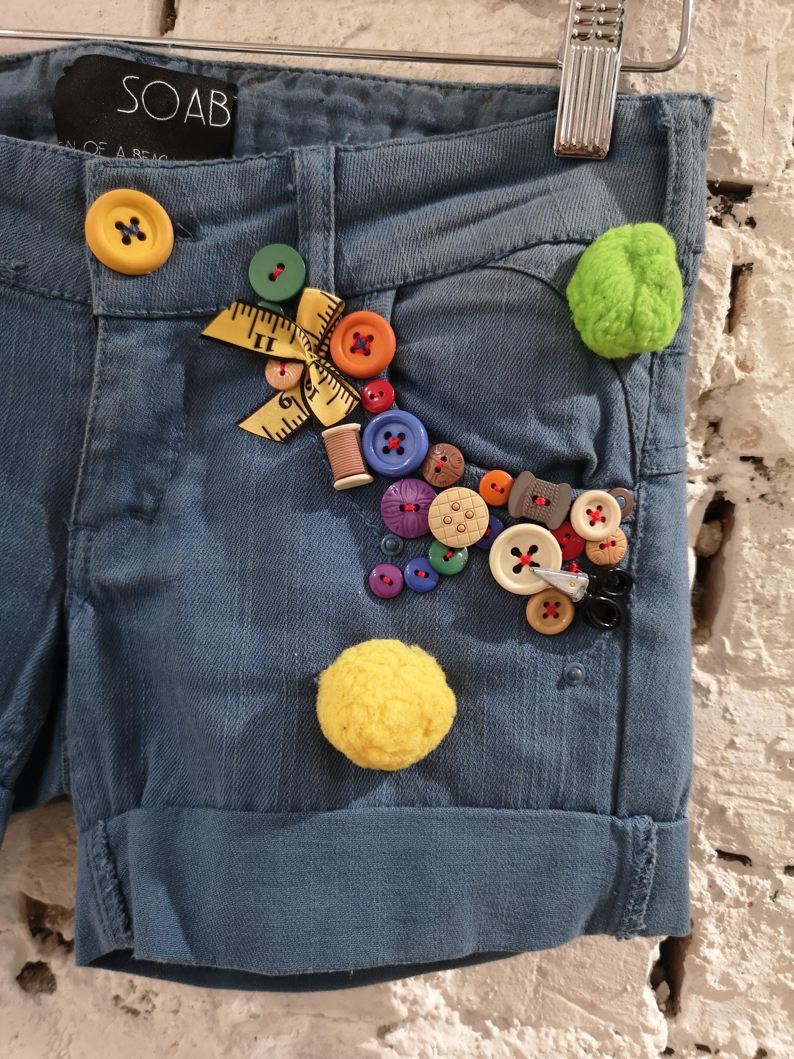 SOAB Blue cotton tailor buttons short
totally handmade 
size: 80 cm waist
33 cm lenght