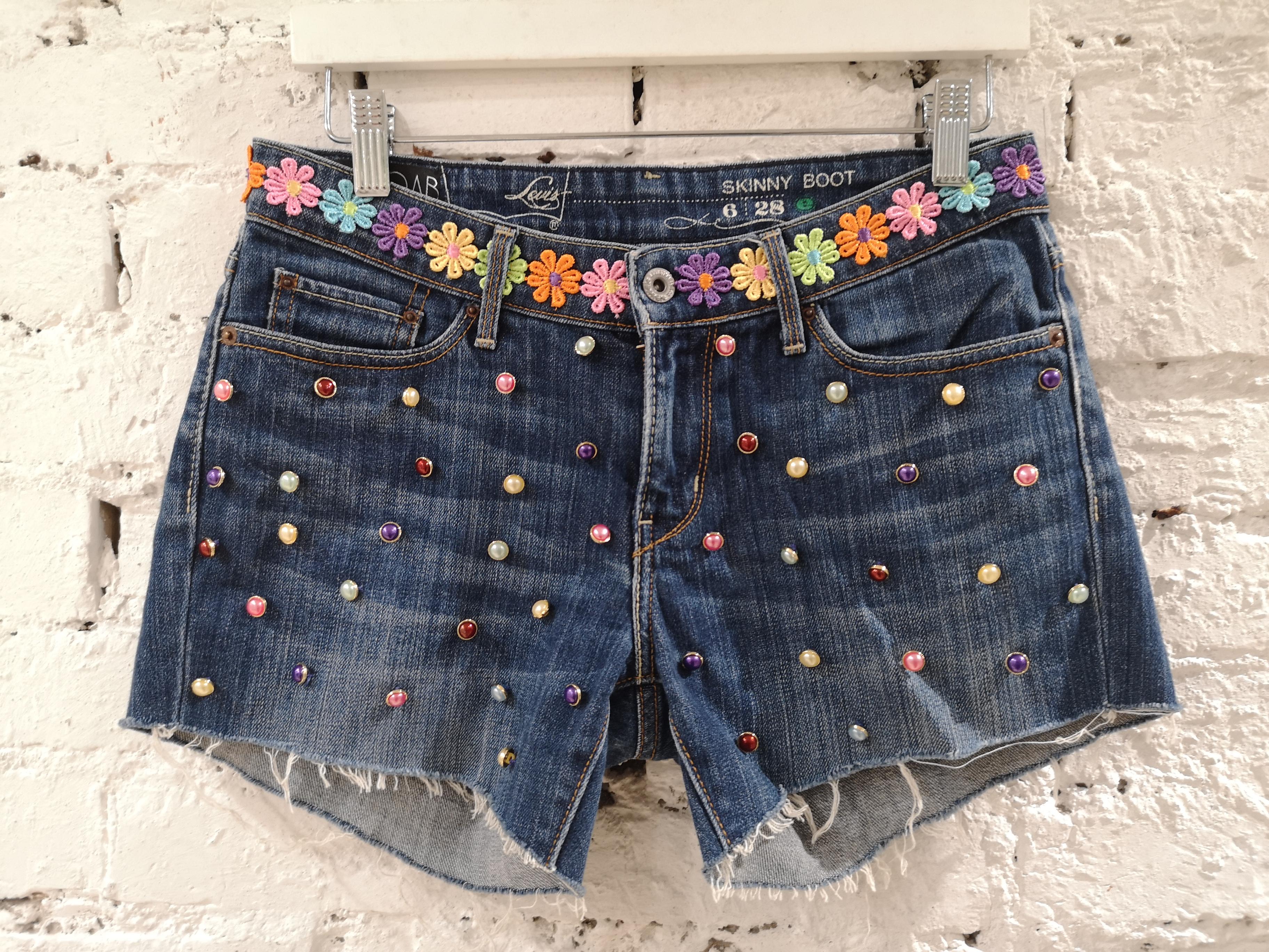 Women's SOAB blue denim cotton flowers and beads shorts