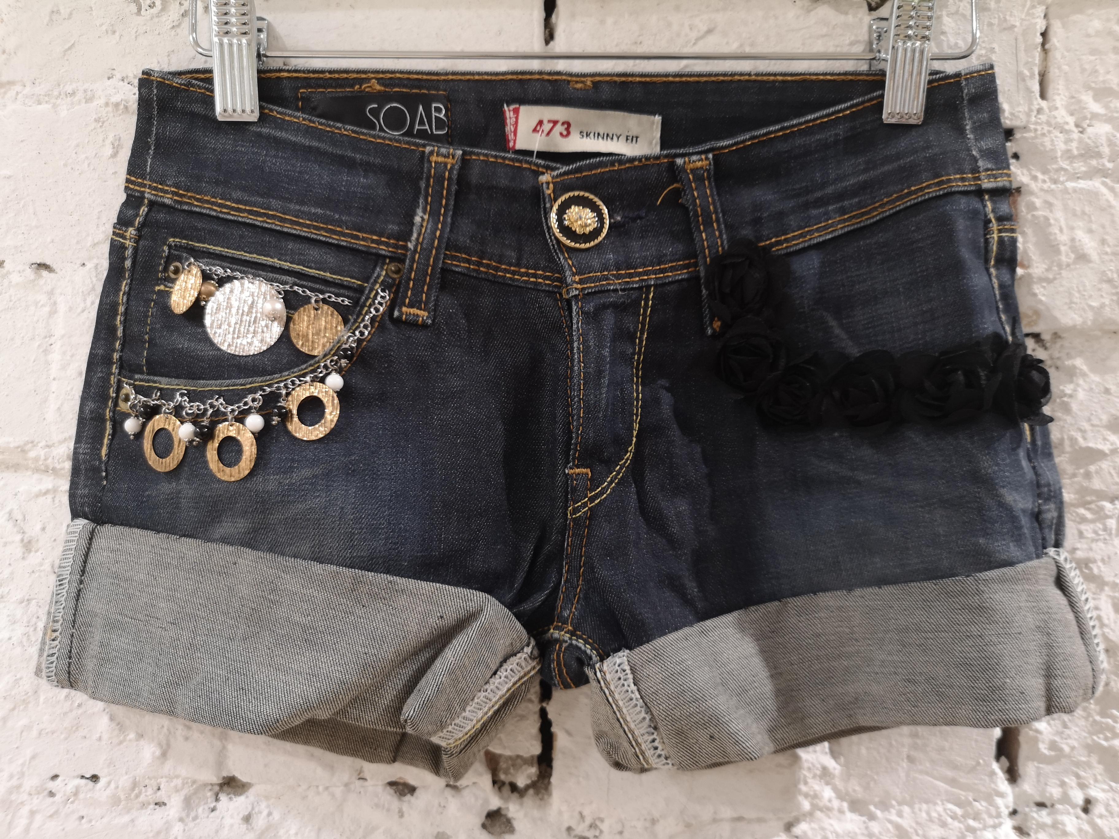 SOAB Denim skinny with bijoux shorts
totally handmade on a recycled denim
measurements
waist 70 cm
lenght 25 cm