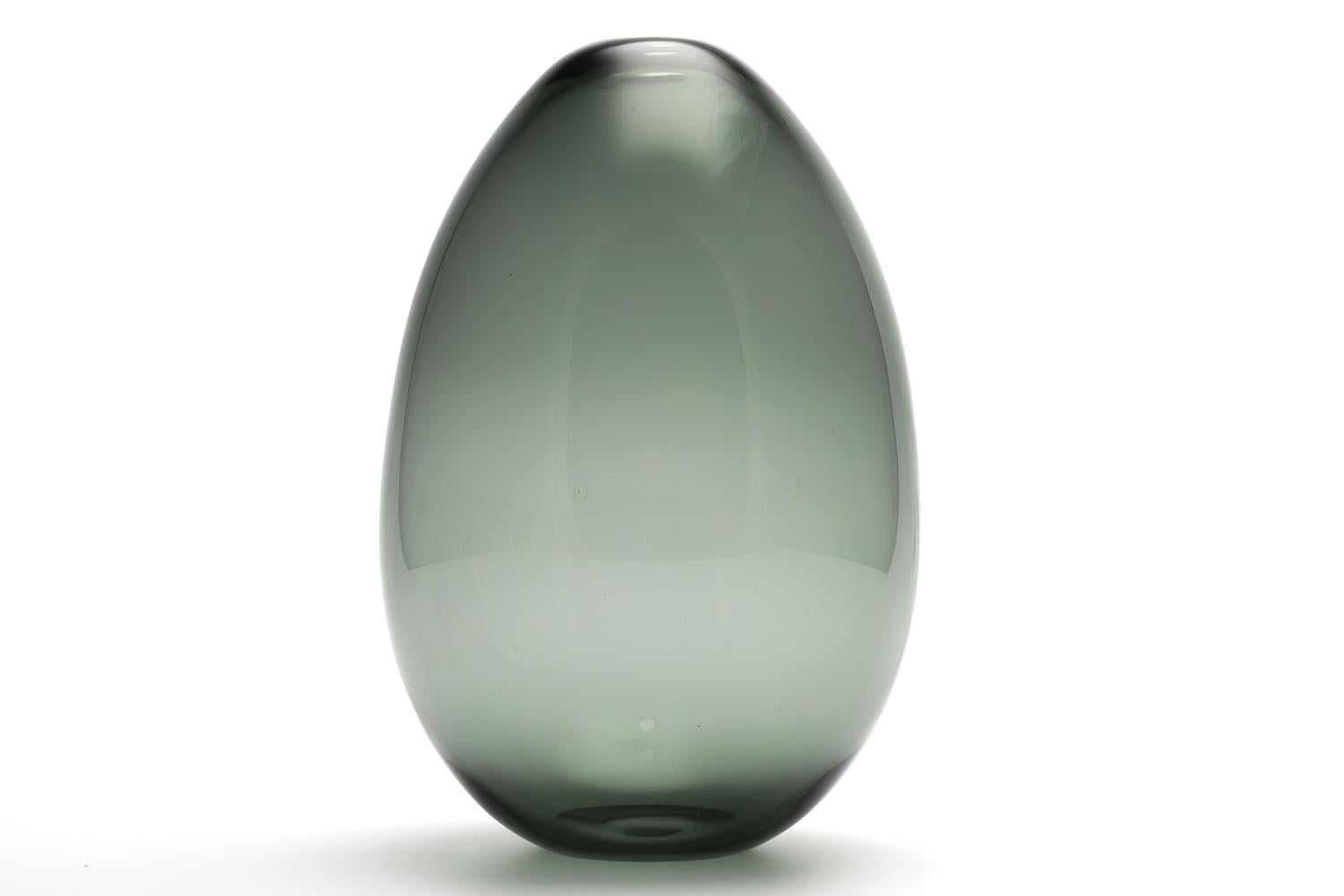 “SOAP BUBBLE” VASE(GREY)  KF113 / Nuutajarvi In Good Condition For Sale In Shibuya-Ku, JP