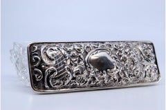 Soap dish in cut crystal and silver lid with medallion and shells