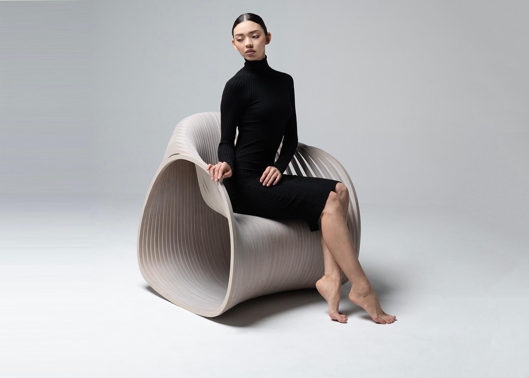 Soave Rocking by Piegatto, a Sculptural Contemporary Rest Chair In New Condition For Sale In Guatemala, GU