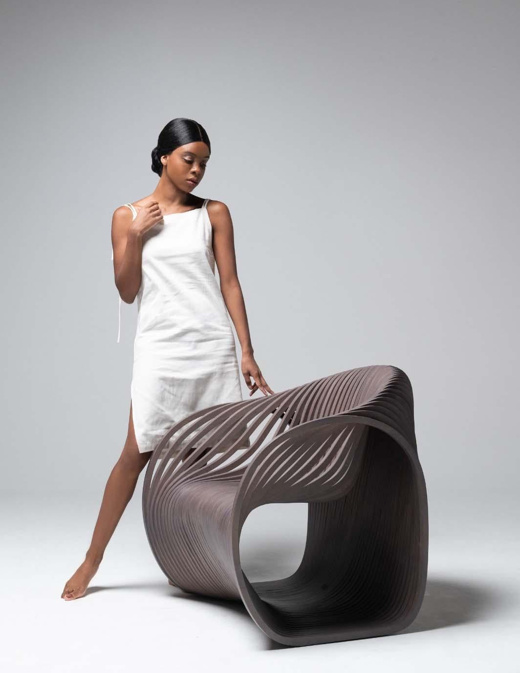 Guatémaltèque Soave Chaise sculpturale Contemporary  en vente