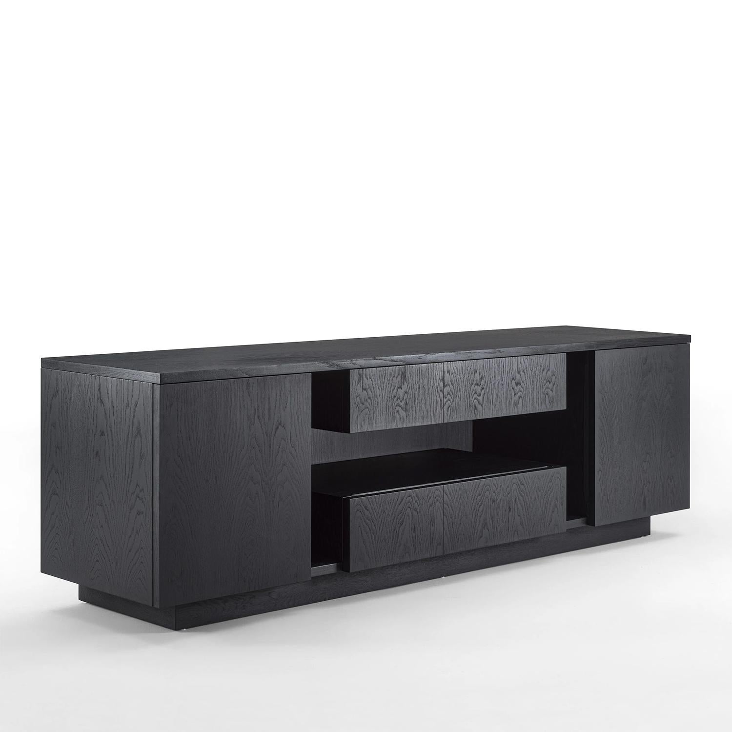 Sideboard Sober Oak with solid oak structure in black stained finish,
with 2 doors with push-pull sytems and with 1 glass shelf inside in each
storage parts. With 2 drawers with easy glide system, assembled with 
dove tail joints in solid oak inside