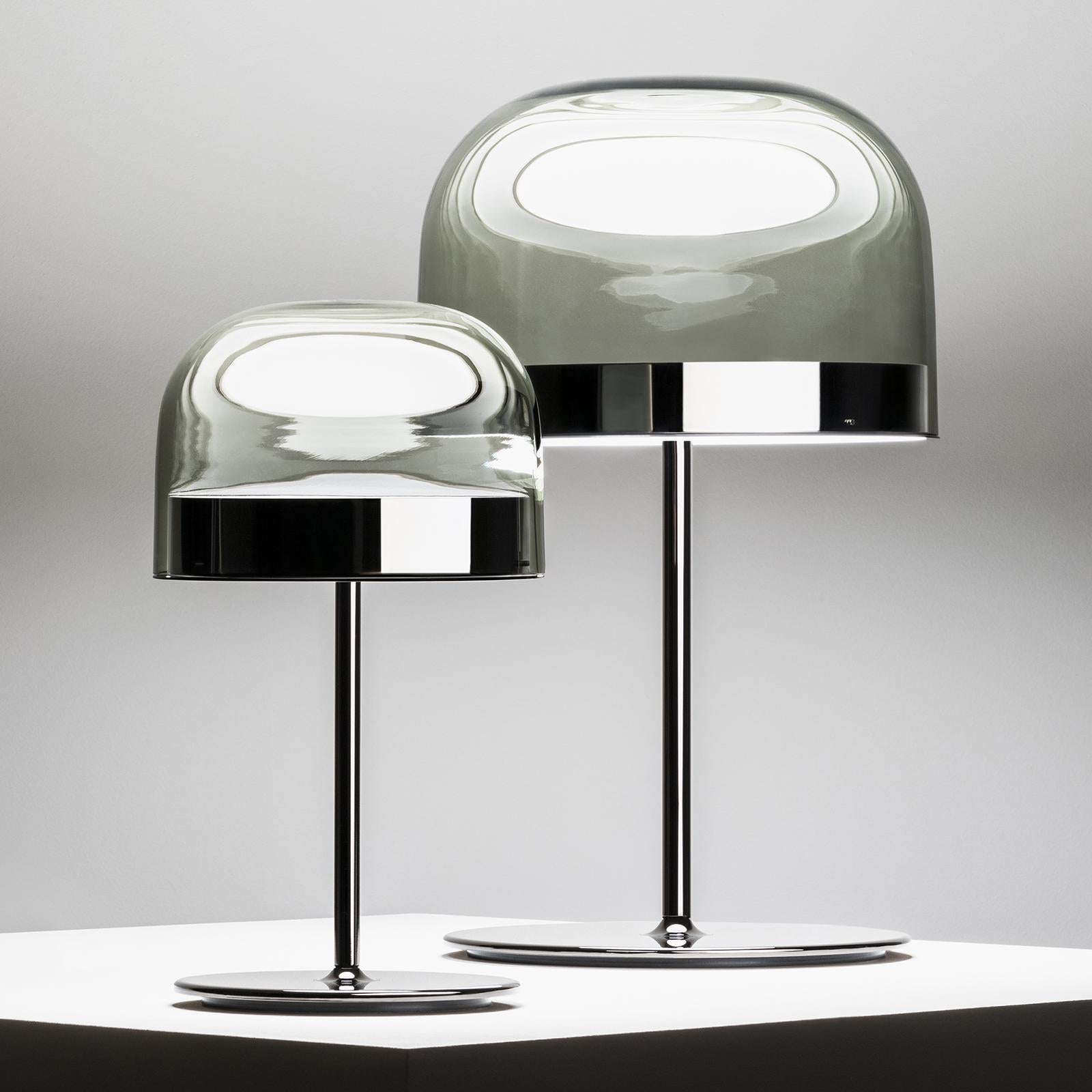 Sober Shade Table Lamp In New Condition For Sale In Paris, FR