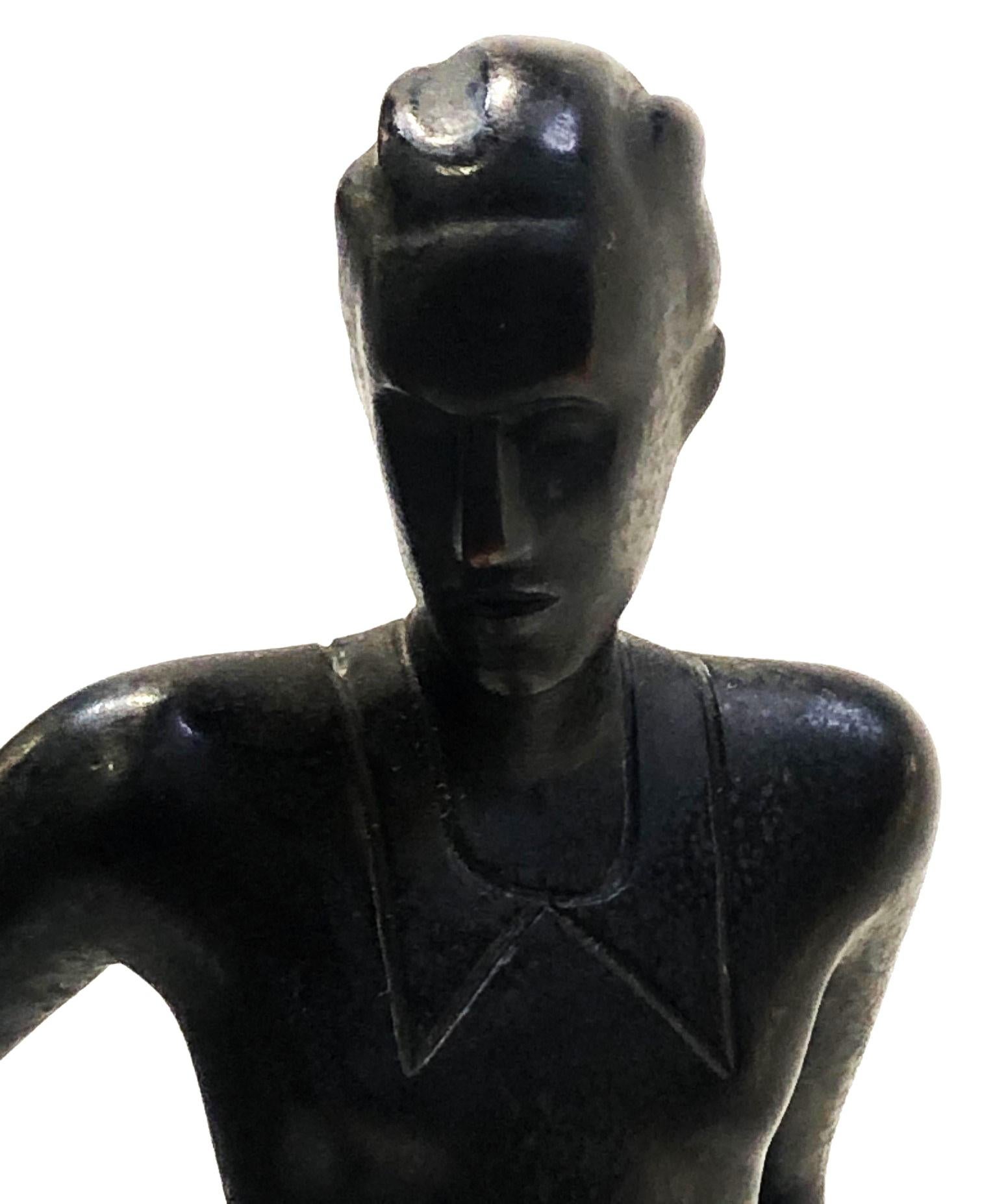 Joueur de football, sculpture allemande en bronze patiné Art déco, vers 1930 en vente 4