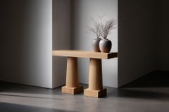 Tavolo scultoreo Socle No37 di NONO for Entryways