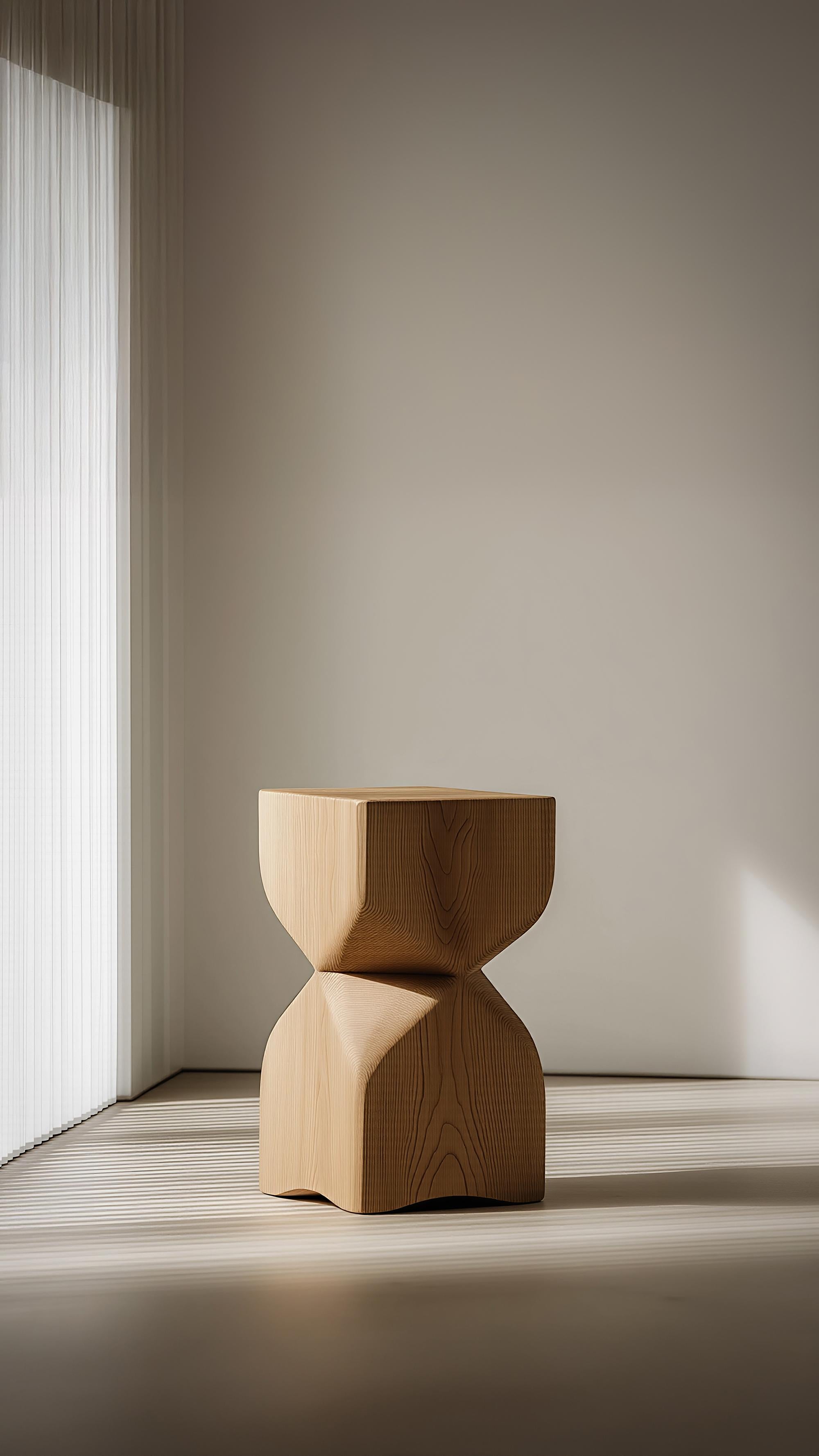 Mid-Century Modern Table d'appoint Socle No67, objet de design d'intérieur en bois par NONO en vente