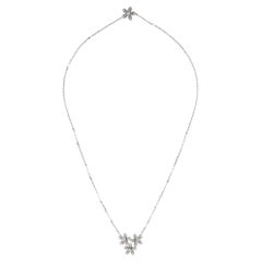 Socrate 3 Flowers Van Cleef & Arpels Necklace 0.91 Carat Diamond 18 Karat Gold
