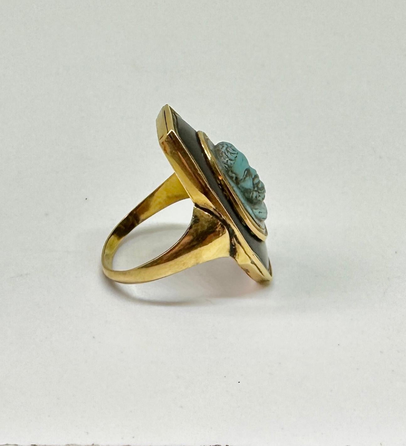Socrates Turquoise Cameo Ring Black Onyx 18 Karat Gold Museum Quality Victorian For Sale 4