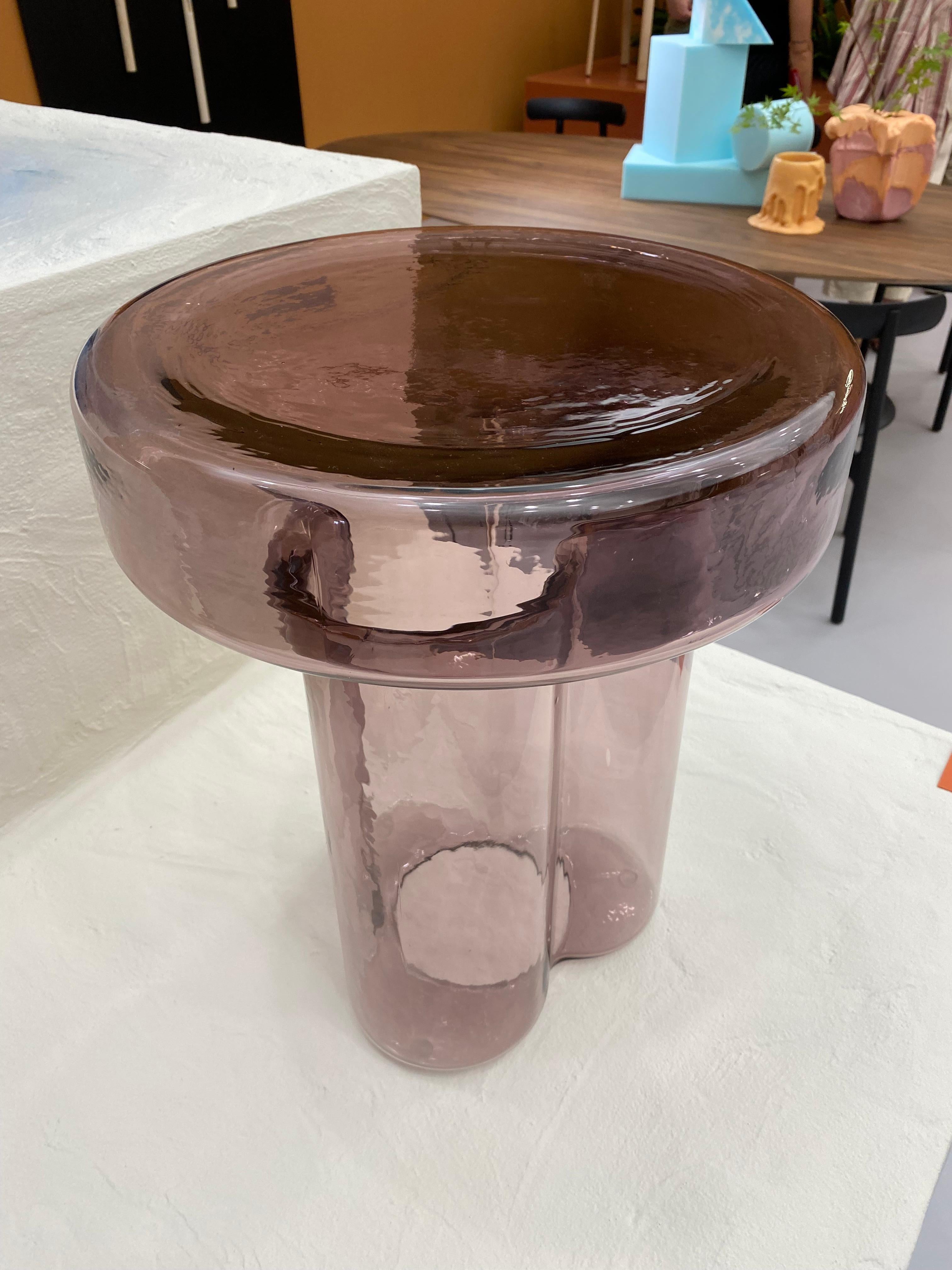 Table basse haute en verre de Murano soufflé à la soude, en ambre, par Yiannis Ghikas en vente 6